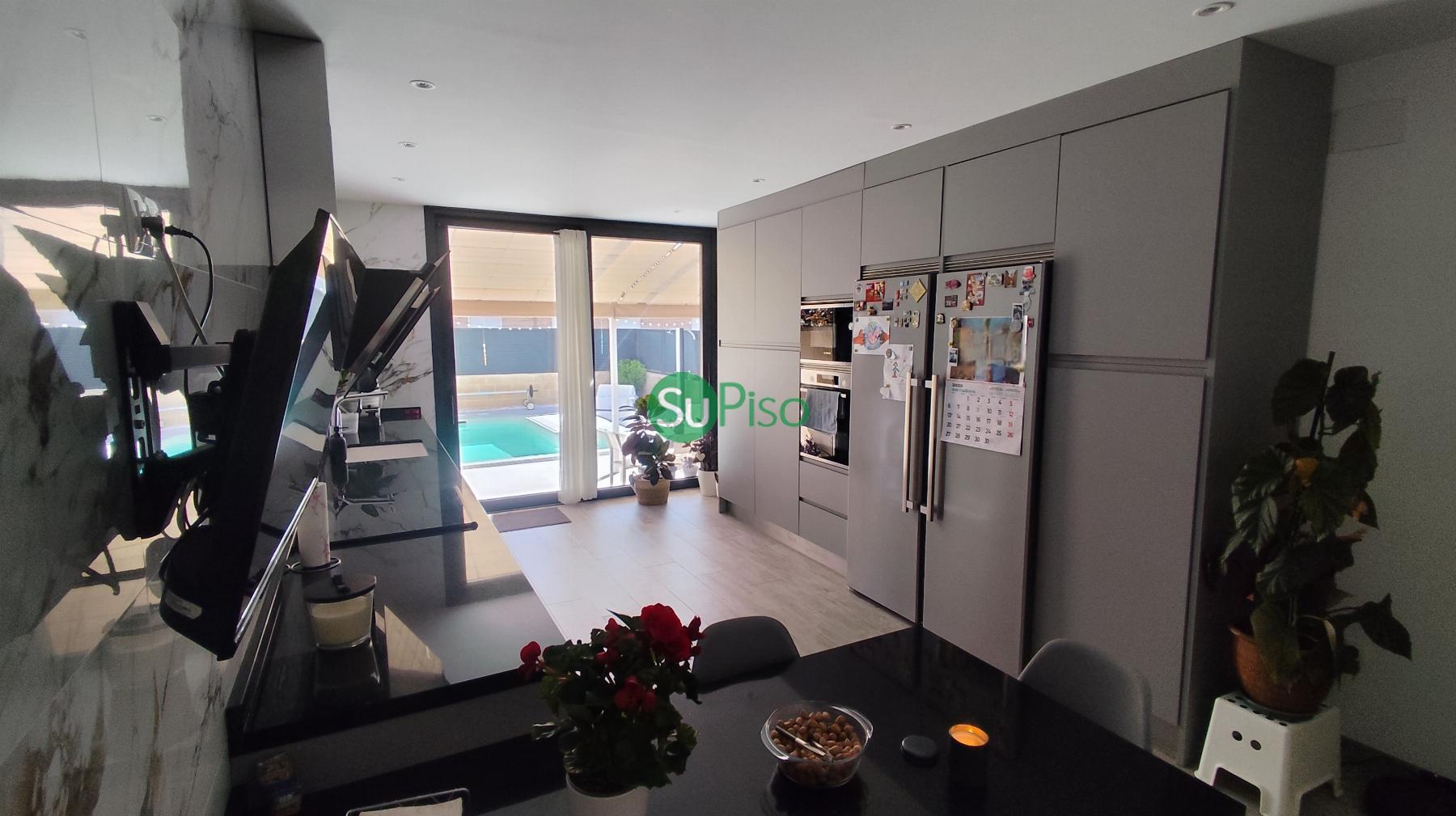 Venta de chalet en Yeles