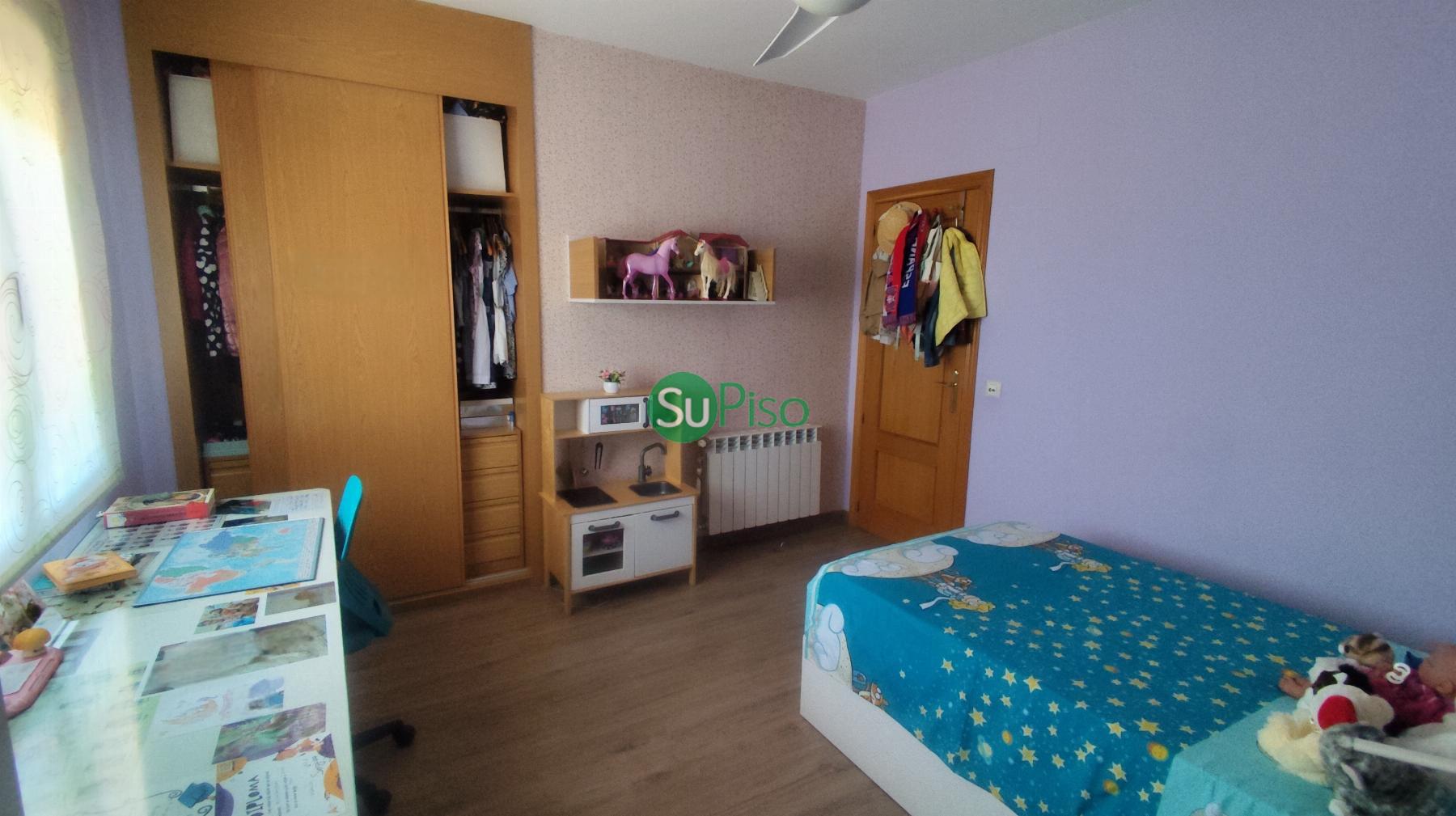 Venta de chalet en Yeles