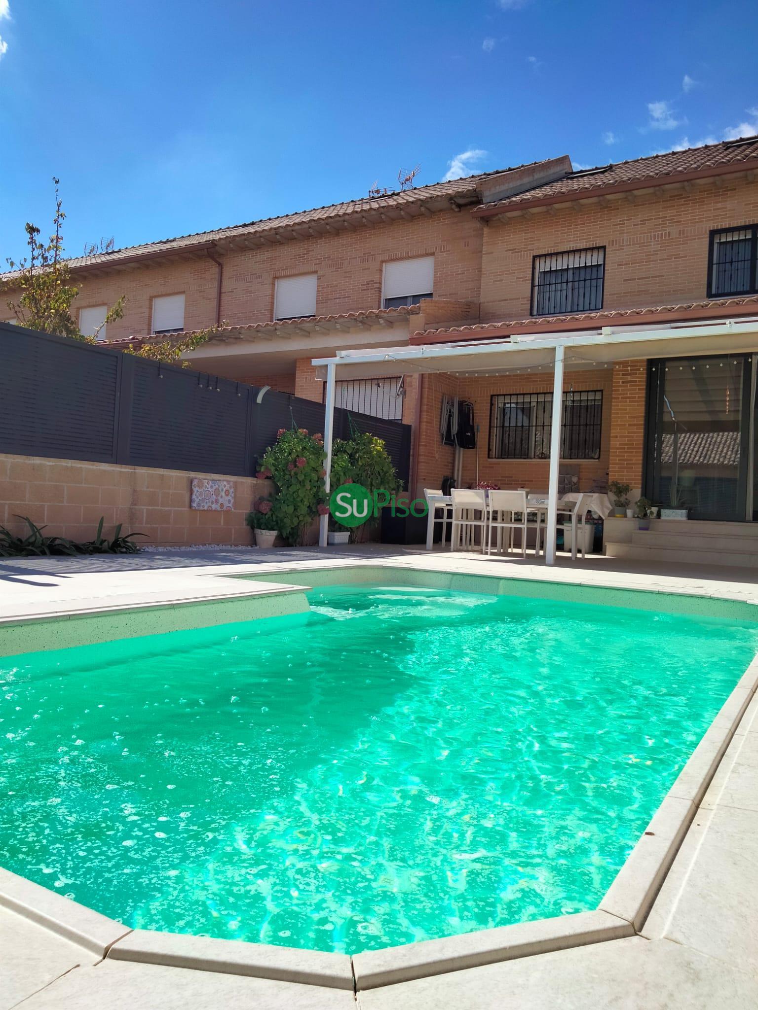 Venta de chalet en Yeles