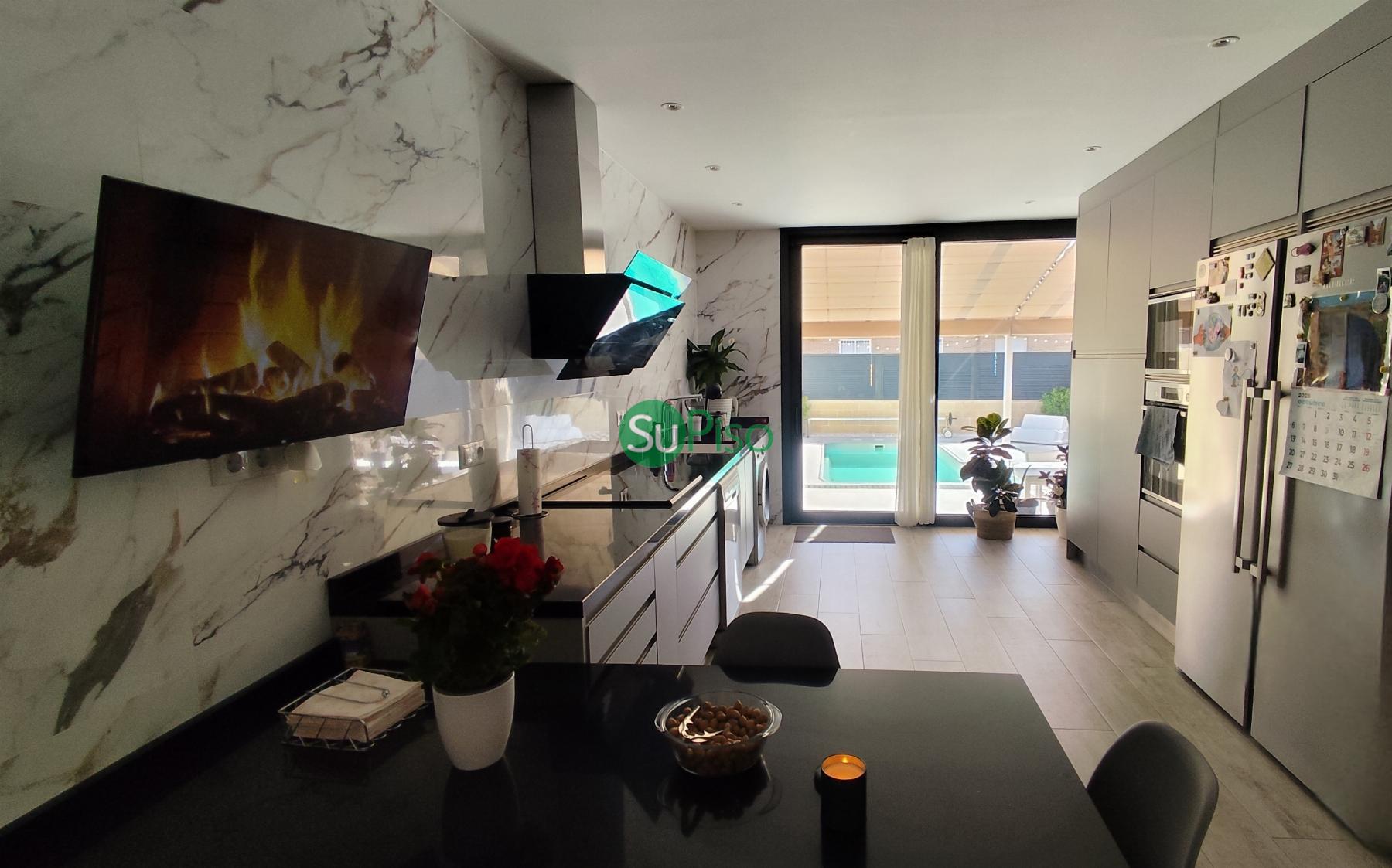 Venta de chalet en Yeles