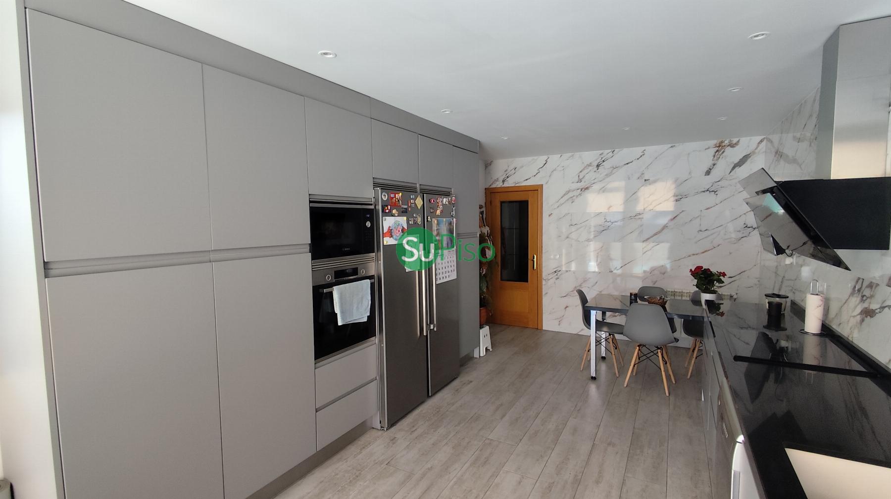 Venta de chalet en Yeles