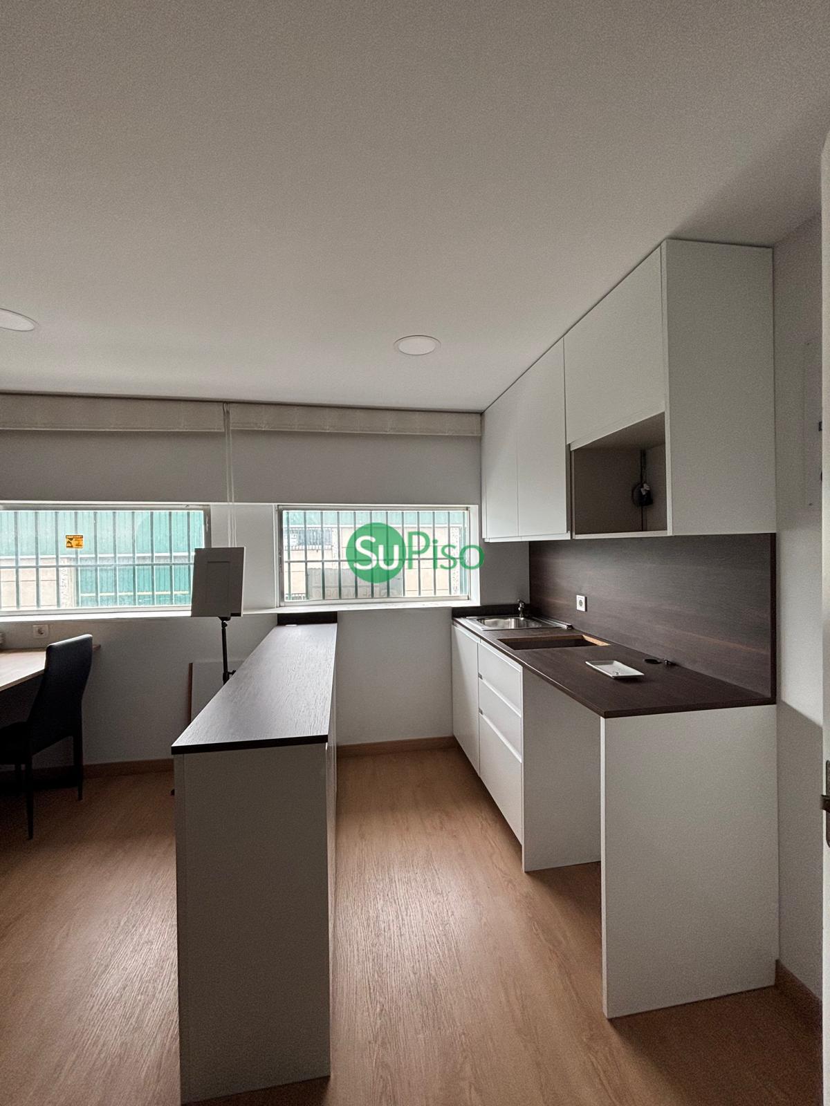 Venta de nave en Ugena