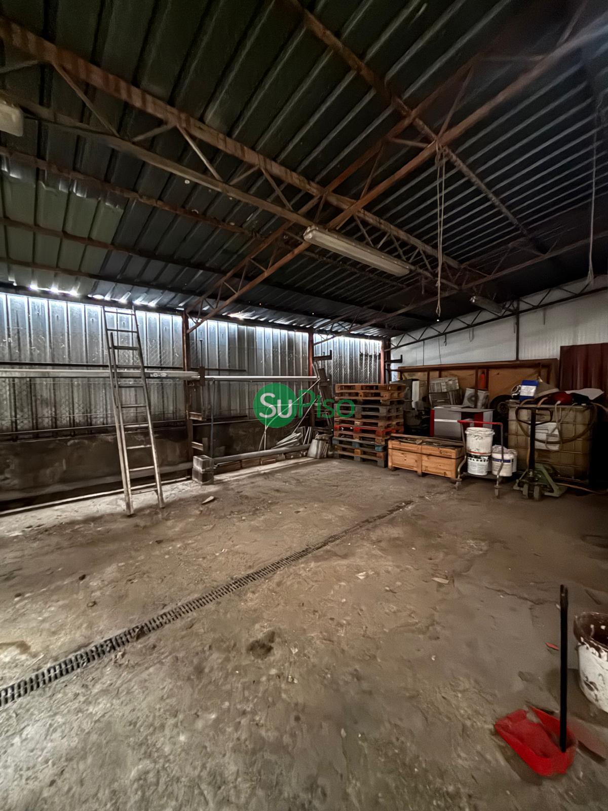 Venta de nave en Ugena