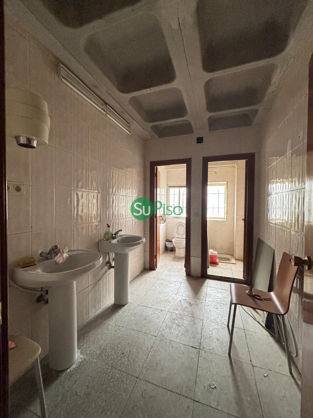 Venta de nave en Ugena