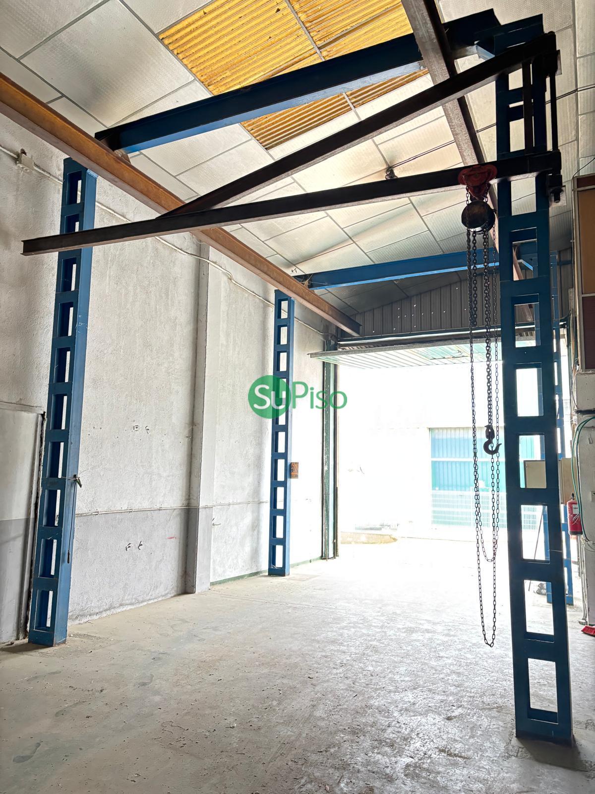 Venta de nave en Ugena