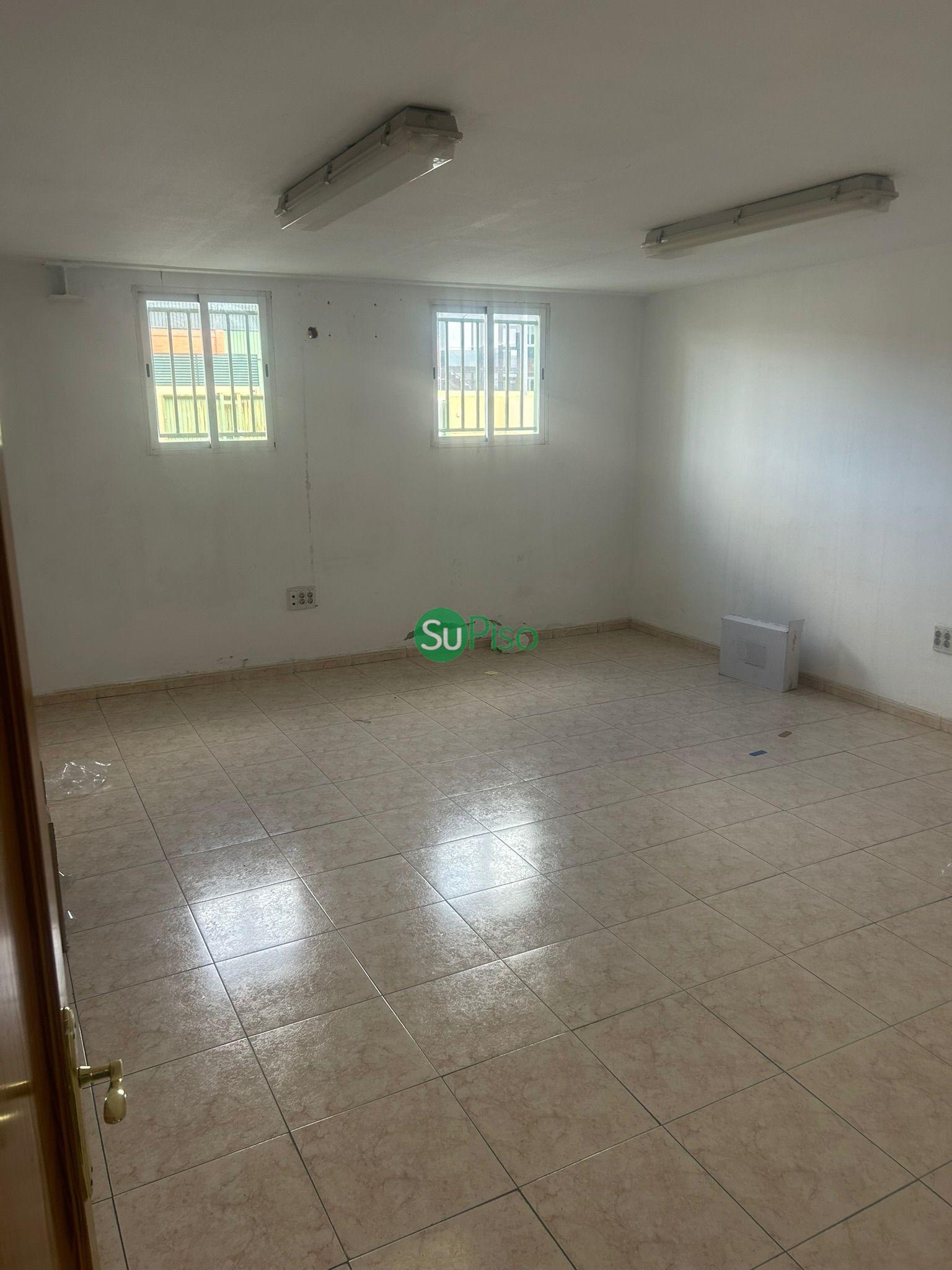 Venta de nave en Yeles