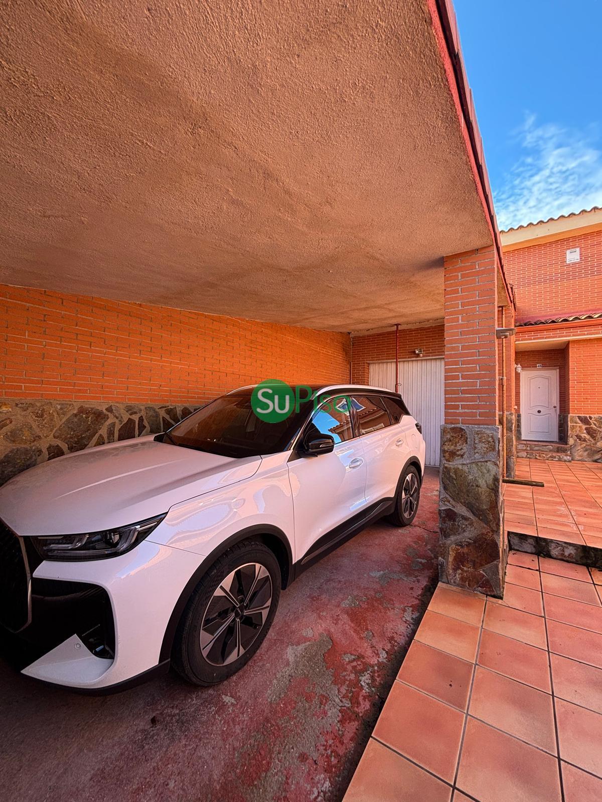 Venta de chalet en Yeles