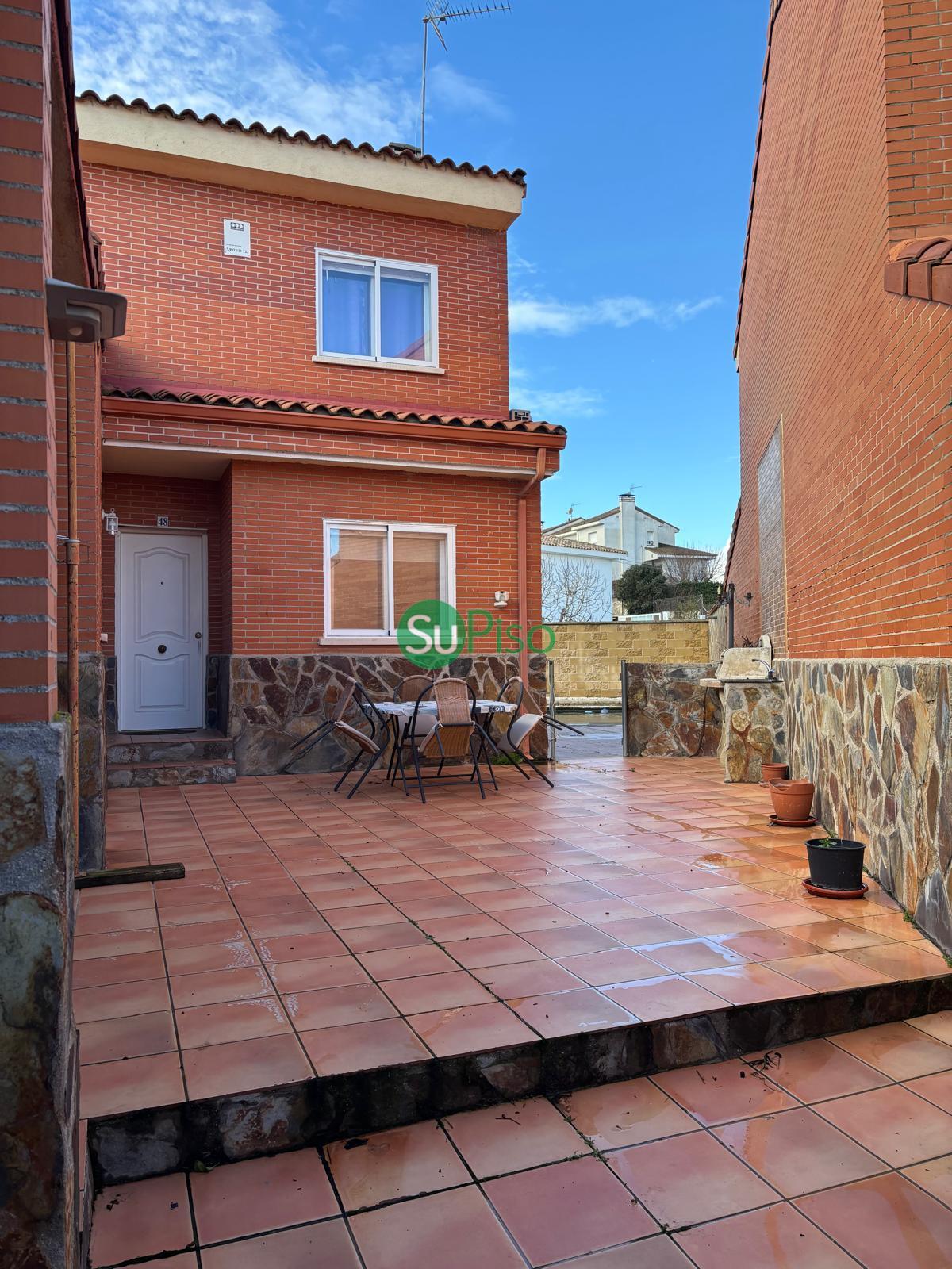 Venta de chalet en Yeles