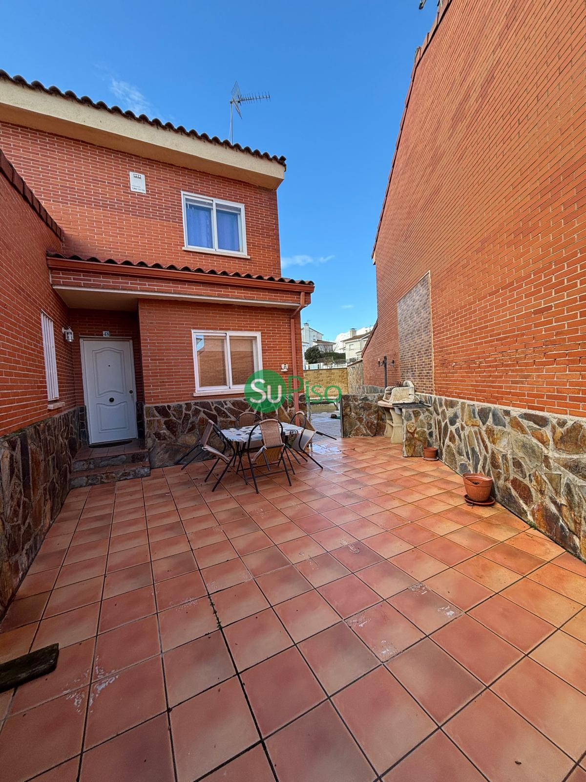 Venta de chalet en Yeles