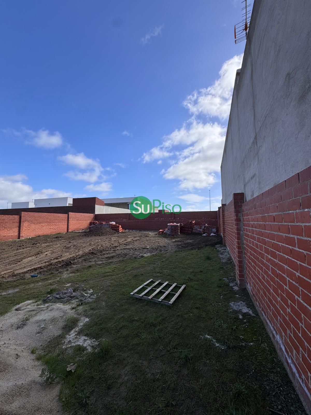 Venta de terreno en Yunclillos