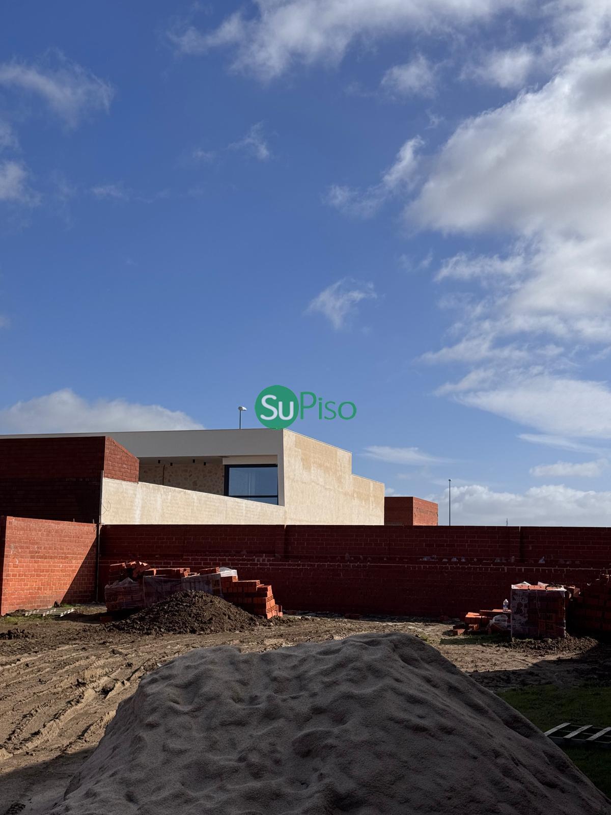 Venta de terreno en Yunclillos