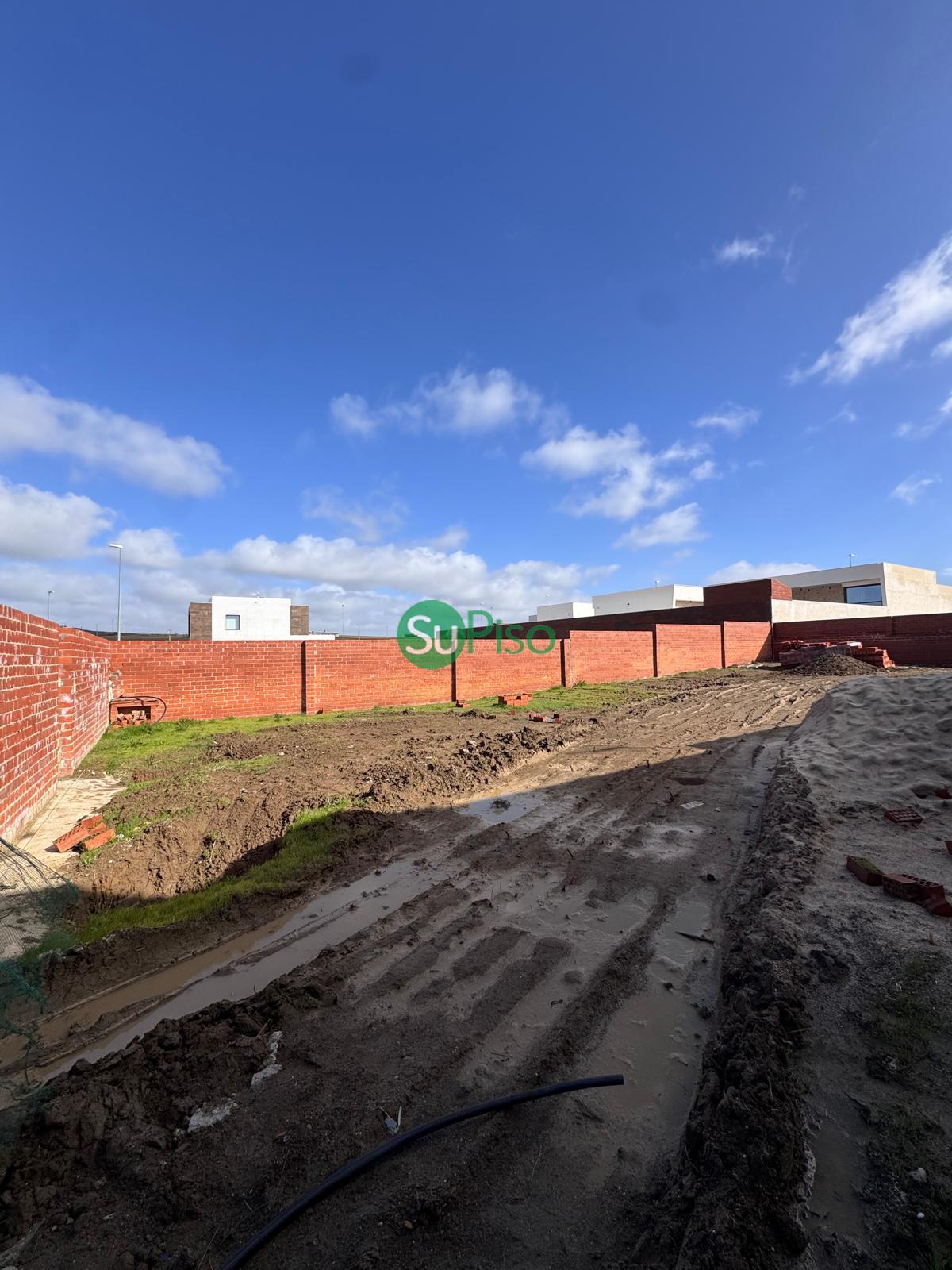 Venta de terreno en Yunclillos