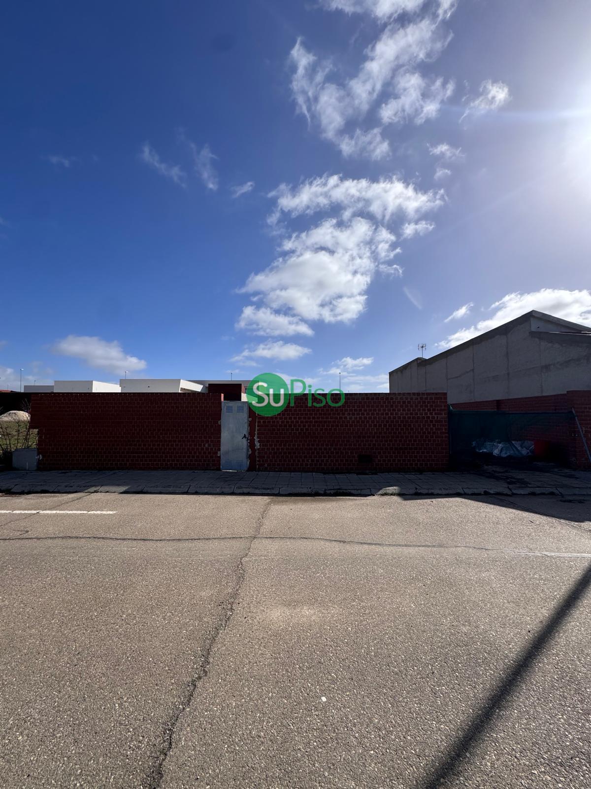 Venta de terreno en Yunclillos