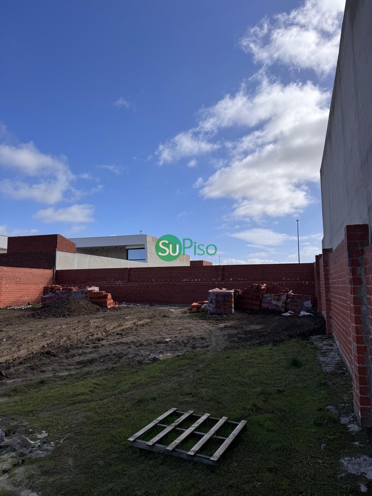 Venta de terreno en Yunclillos