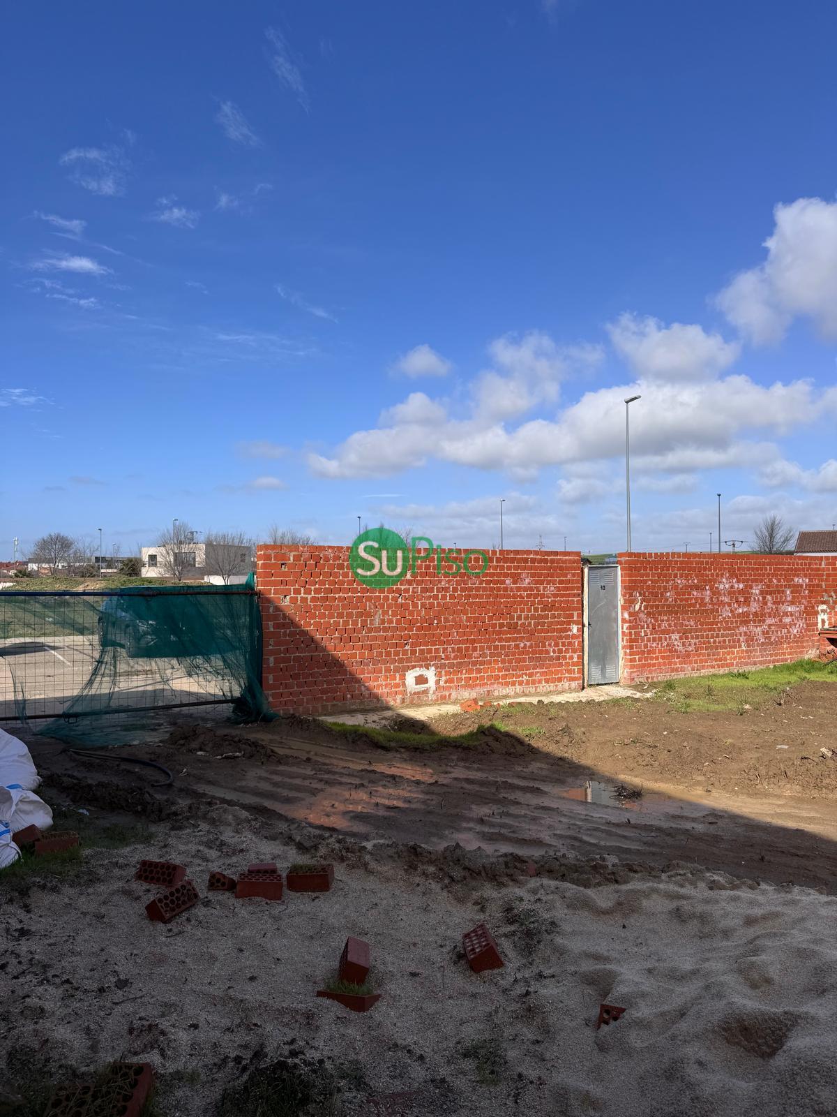 Venta de terreno en Yunclillos