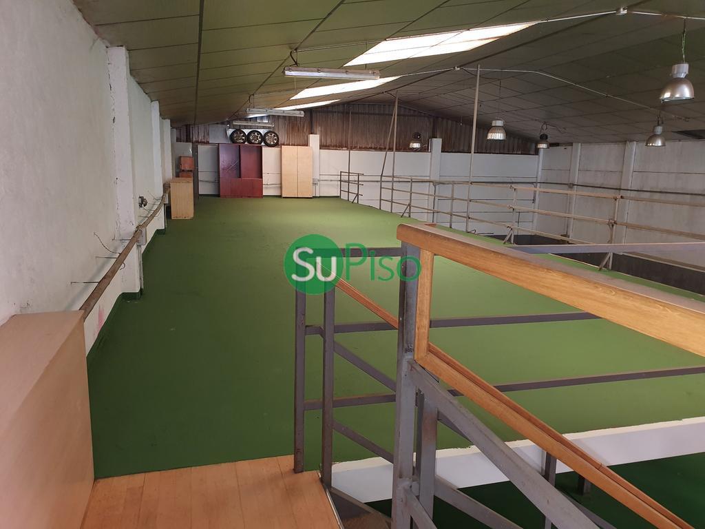 Venta de nave en Ugena