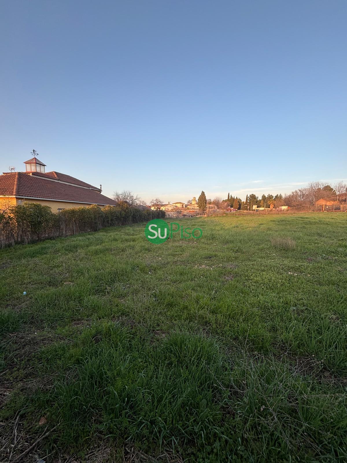 Venta de terreno en Yeles