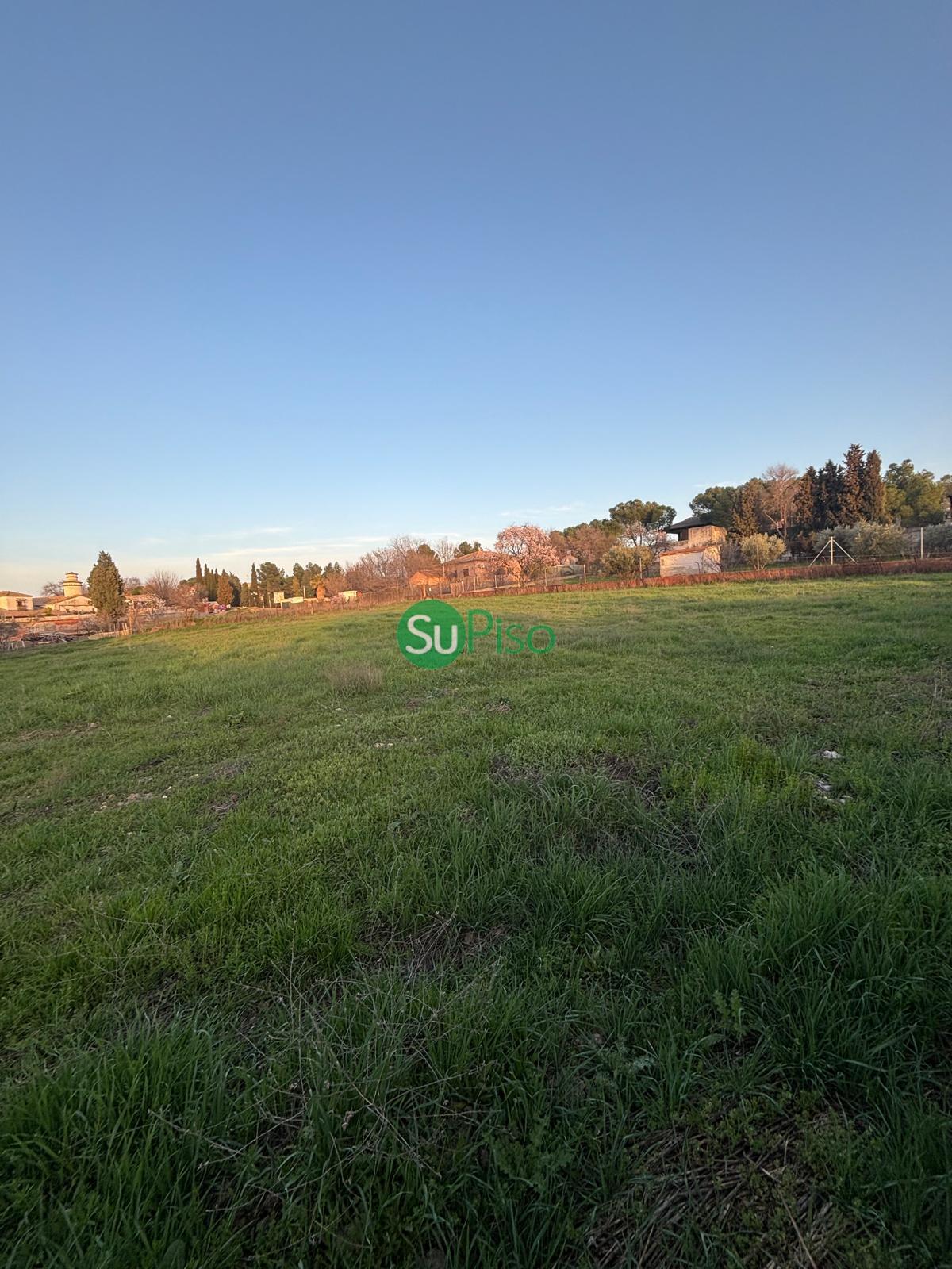 Venta de terreno en Yeles