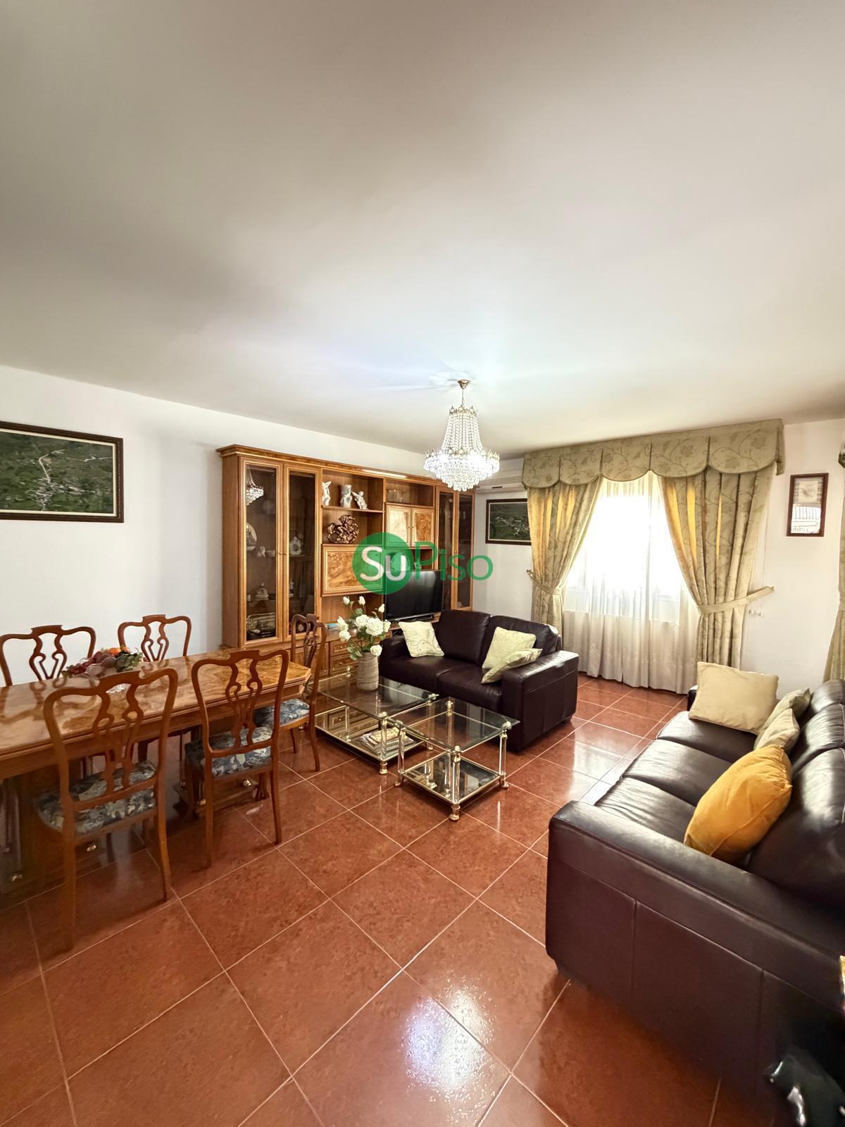 Venta de chalet en Yeles