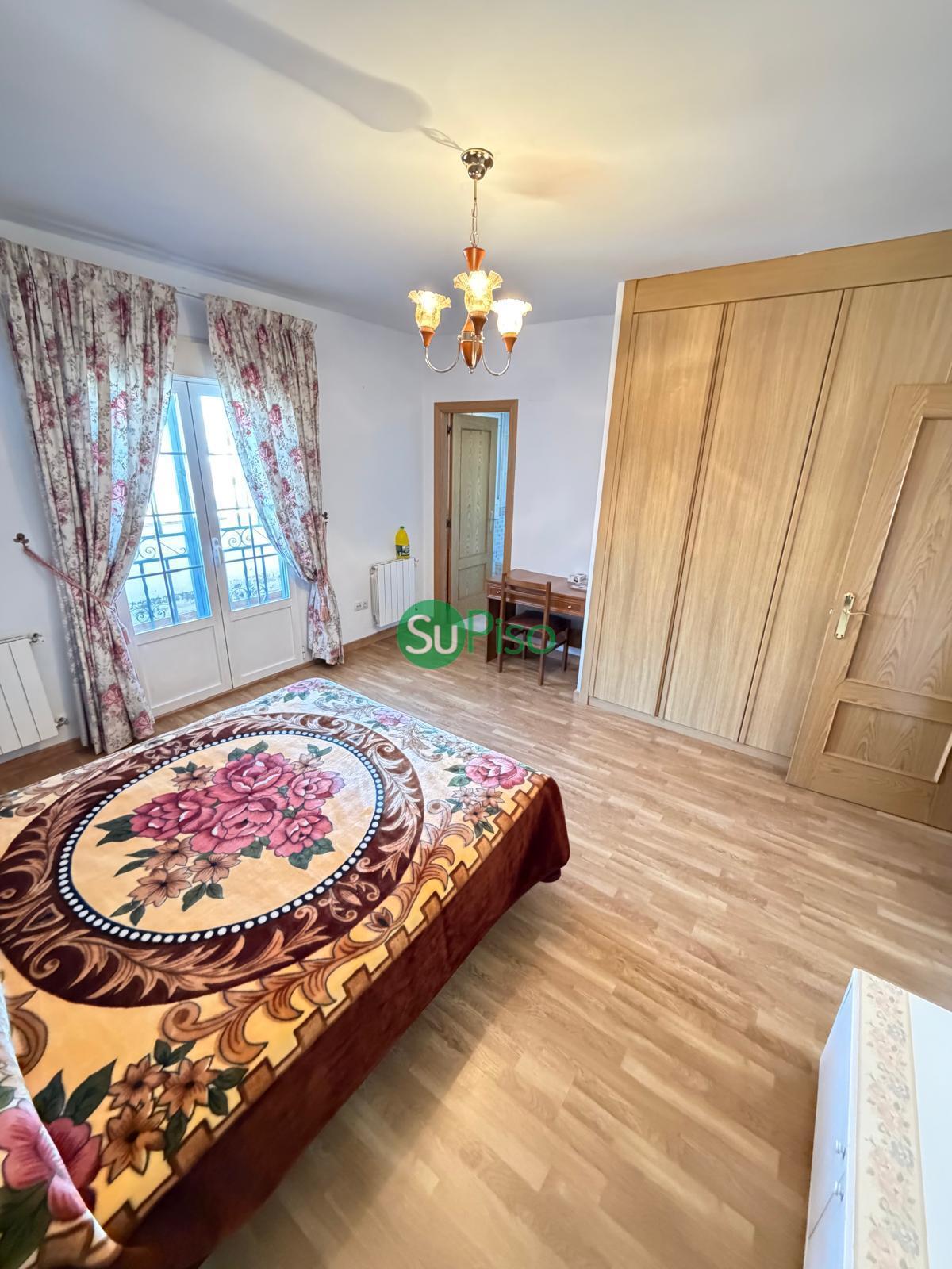 Venta de chalet en Yeles