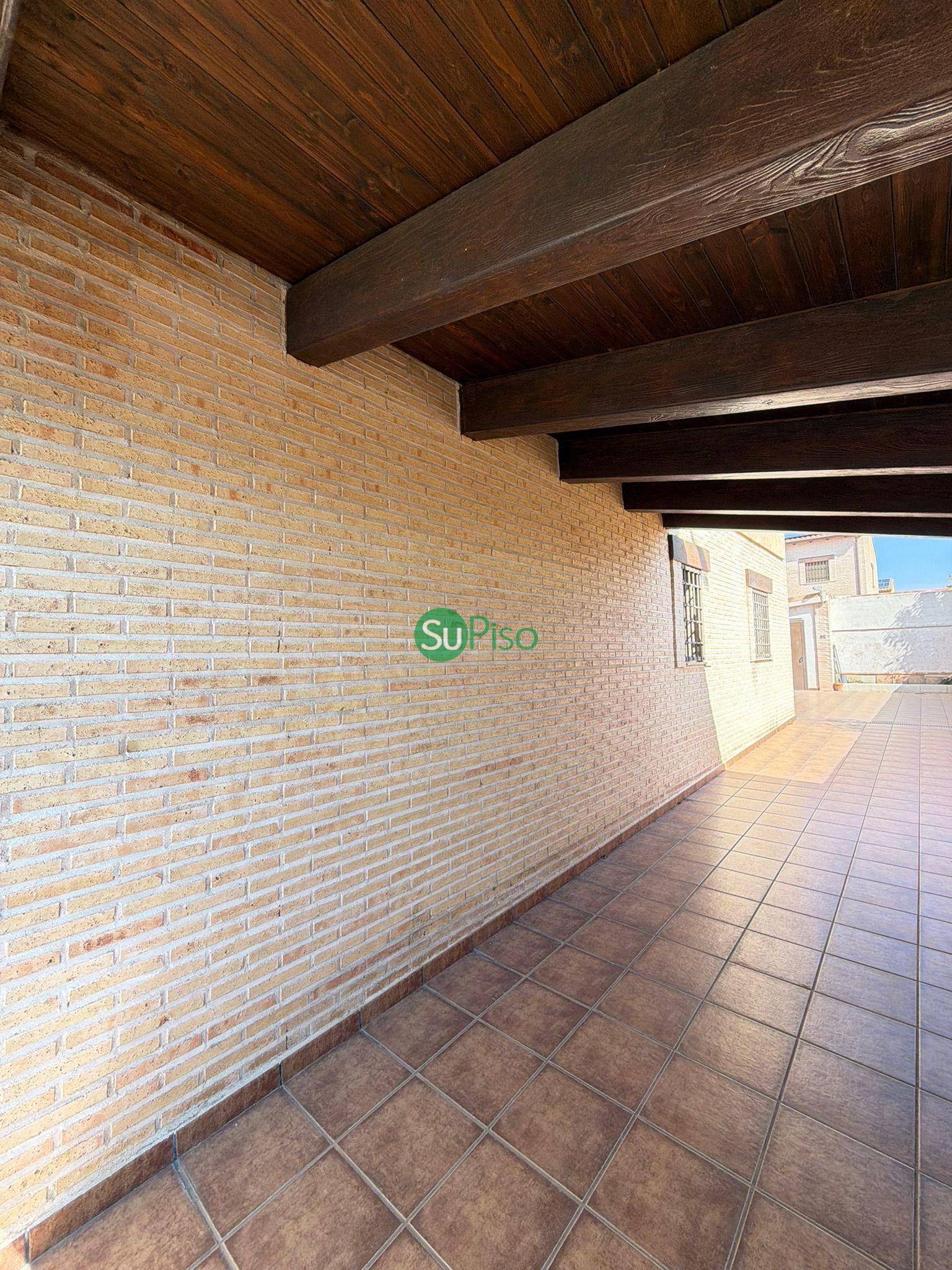 Venta de chalet en Yuncos