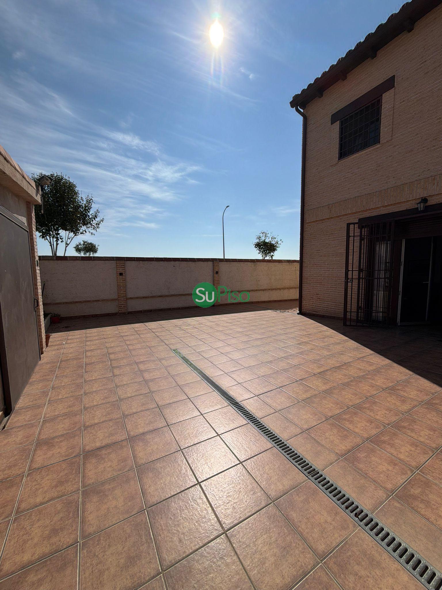 Venta de chalet en Yuncos