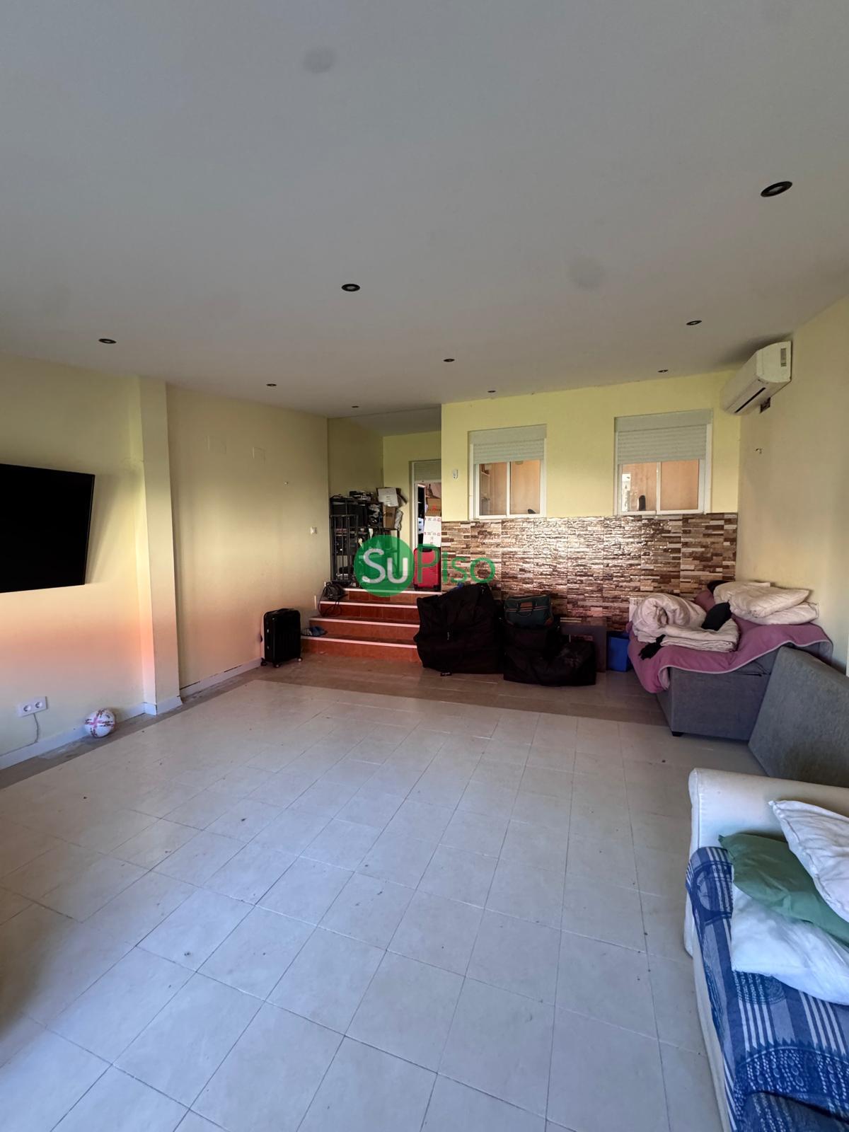 Venta de chalet en Yeles