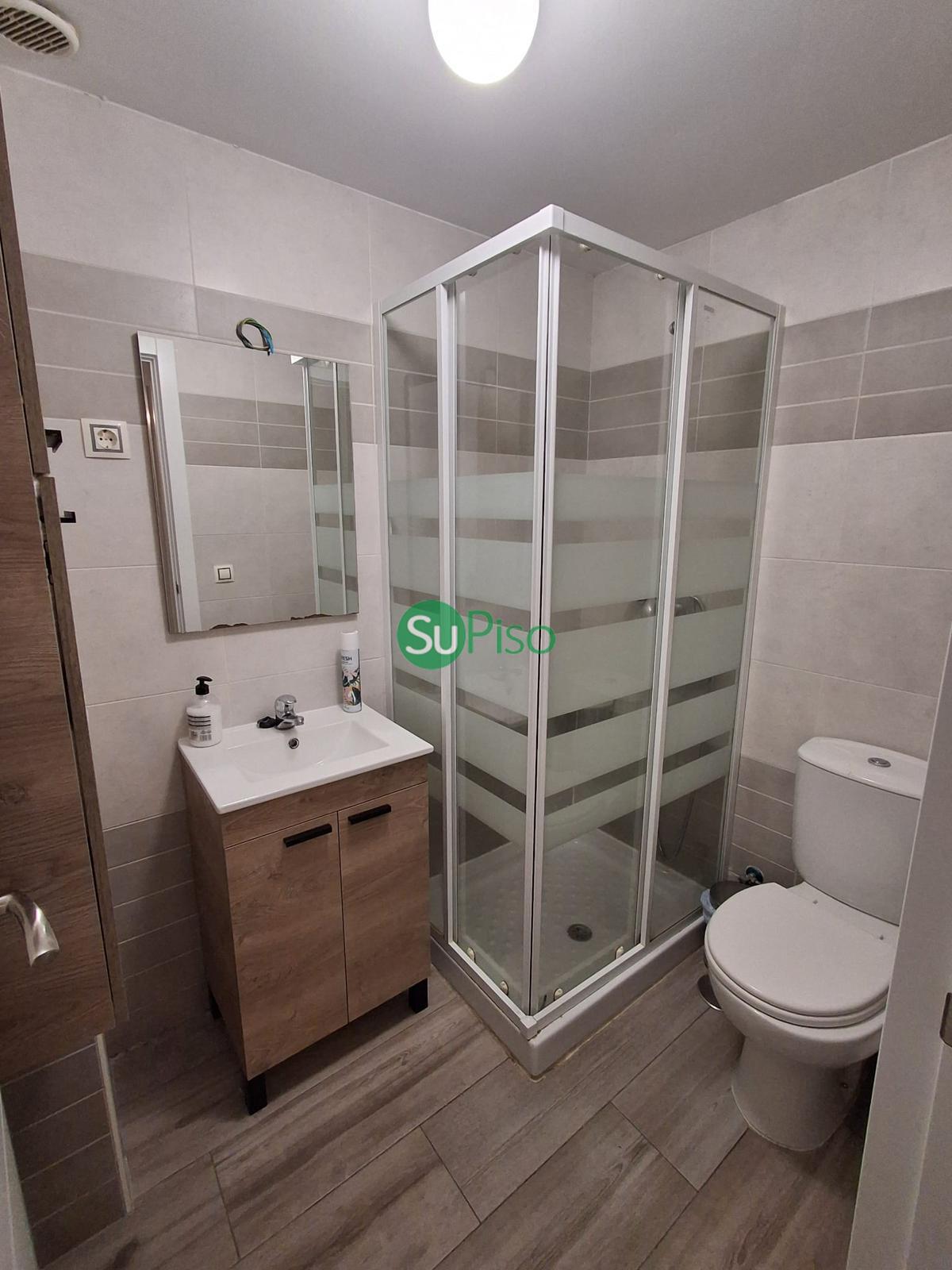 Venta de piso en Yuncler