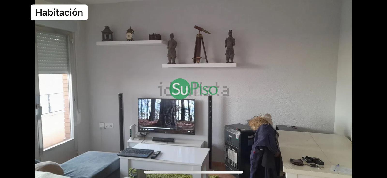 For sale of flat in El Viso de San Juan