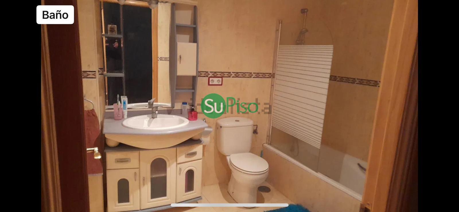 For sale of flat in El Viso de San Juan