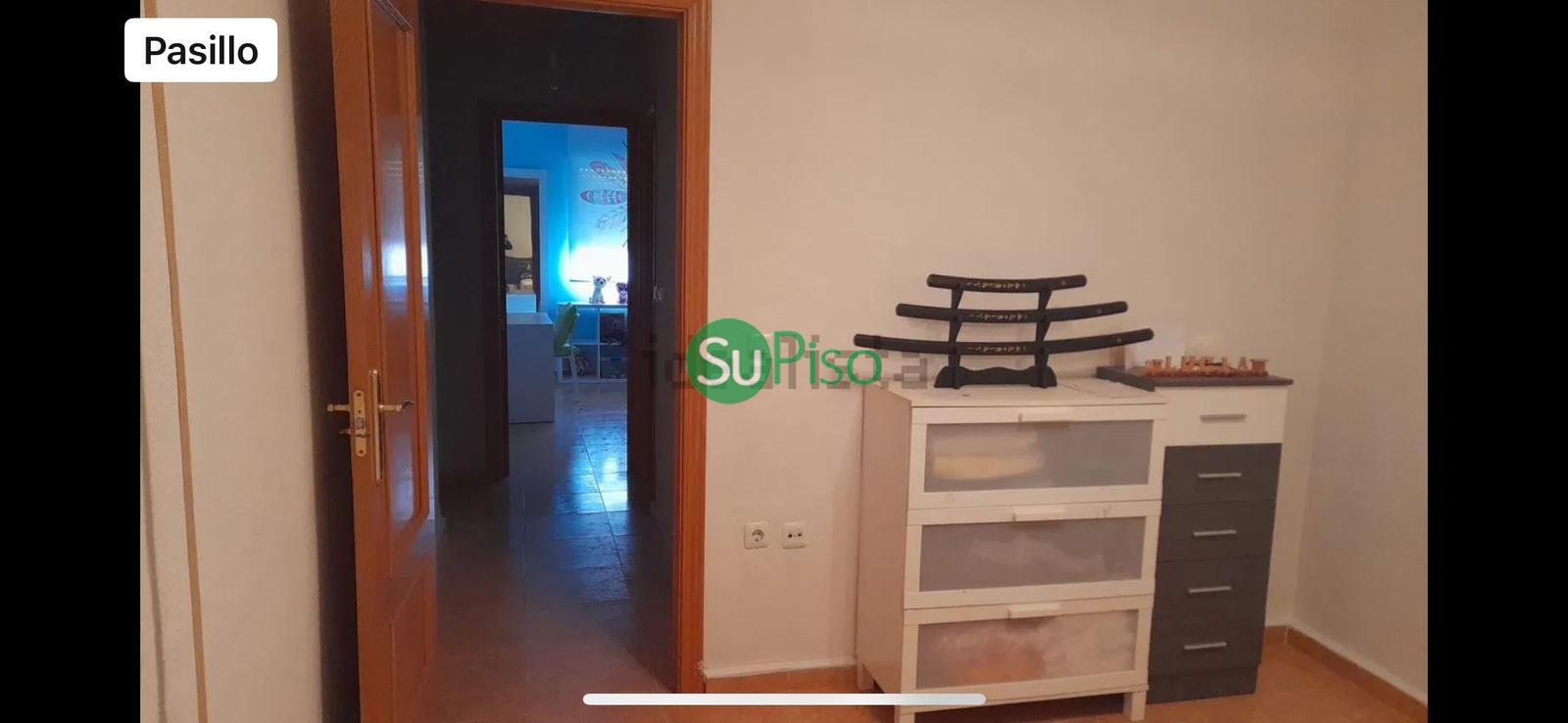 For sale of flat in El Viso de San Juan