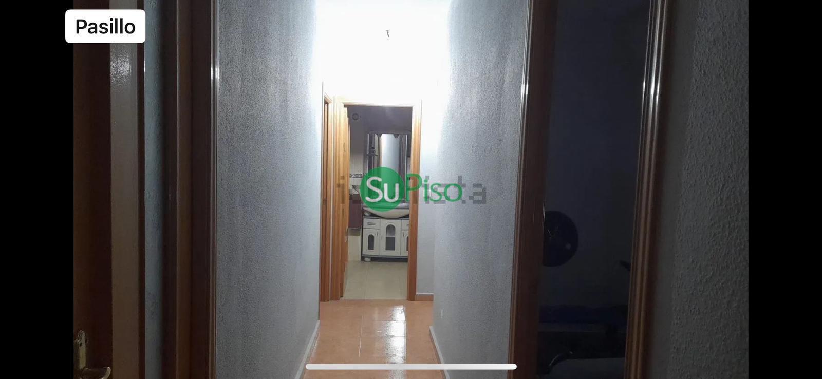 For sale of flat in El Viso de San Juan