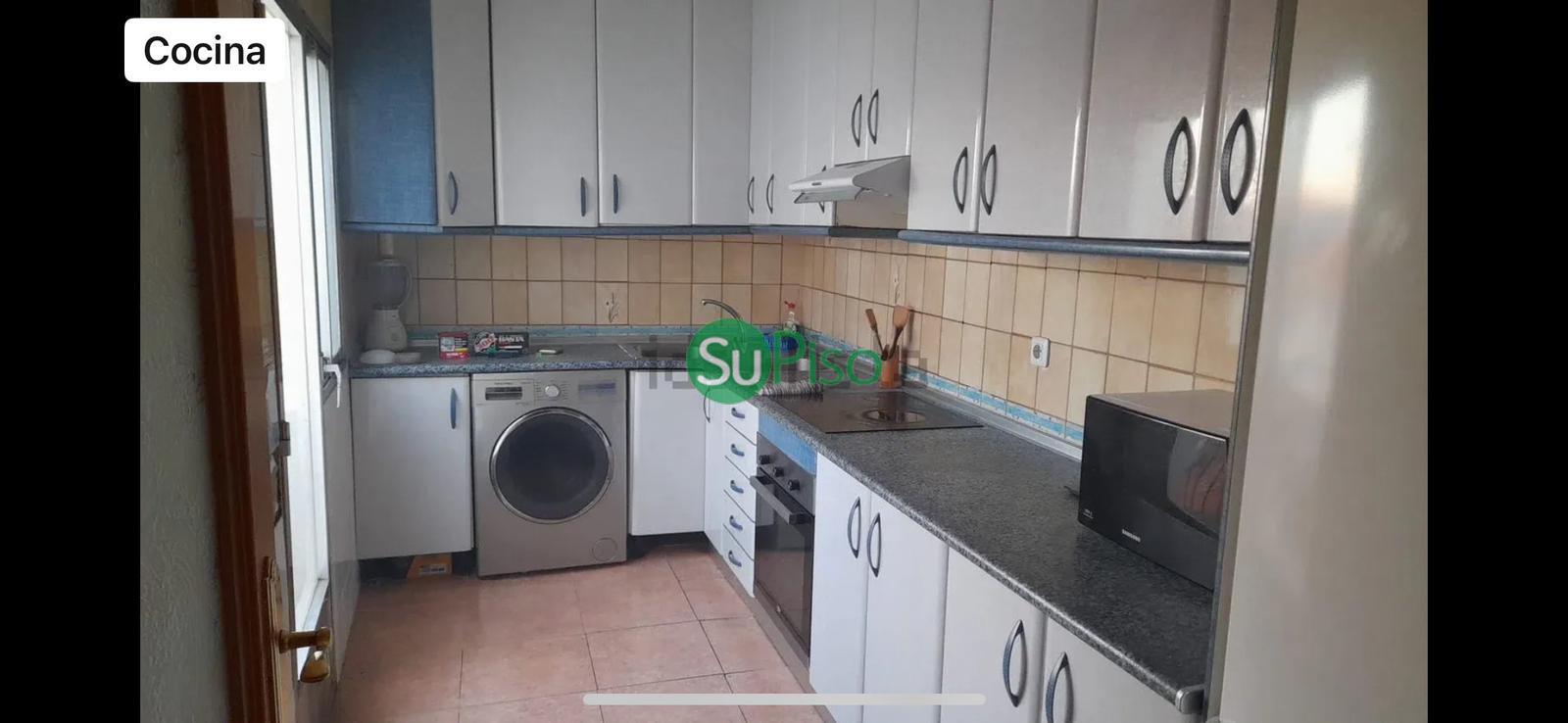 For sale of flat in El Viso de San Juan