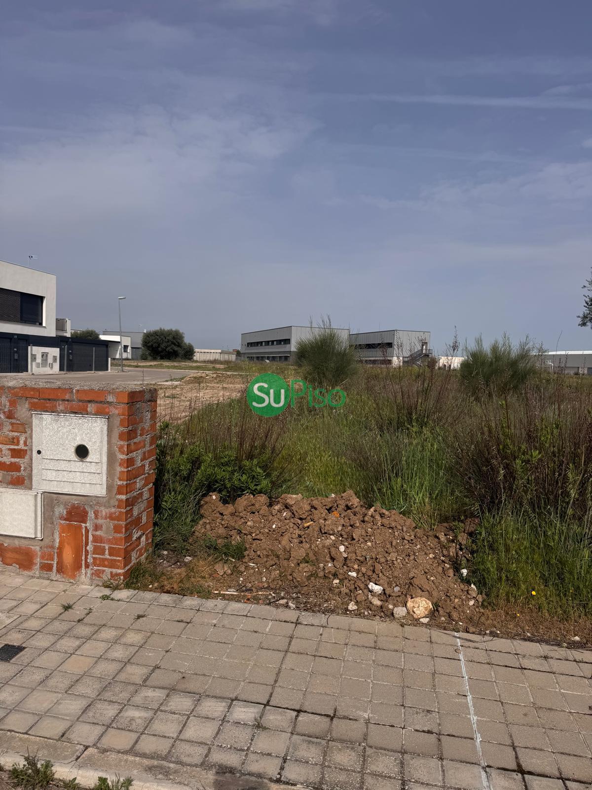Venta de terreno en Yeles