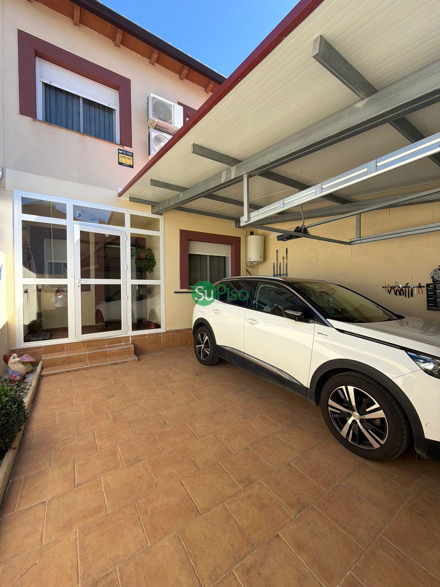 Venta de chalet en Yeles