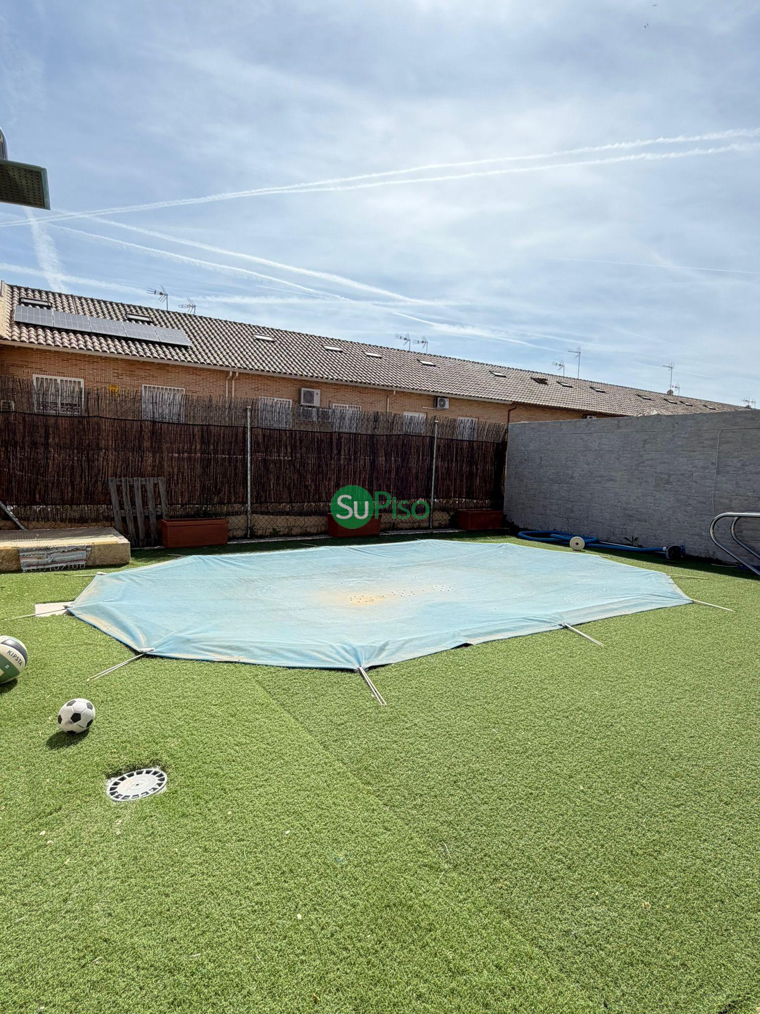 Venta de chalet en Yeles