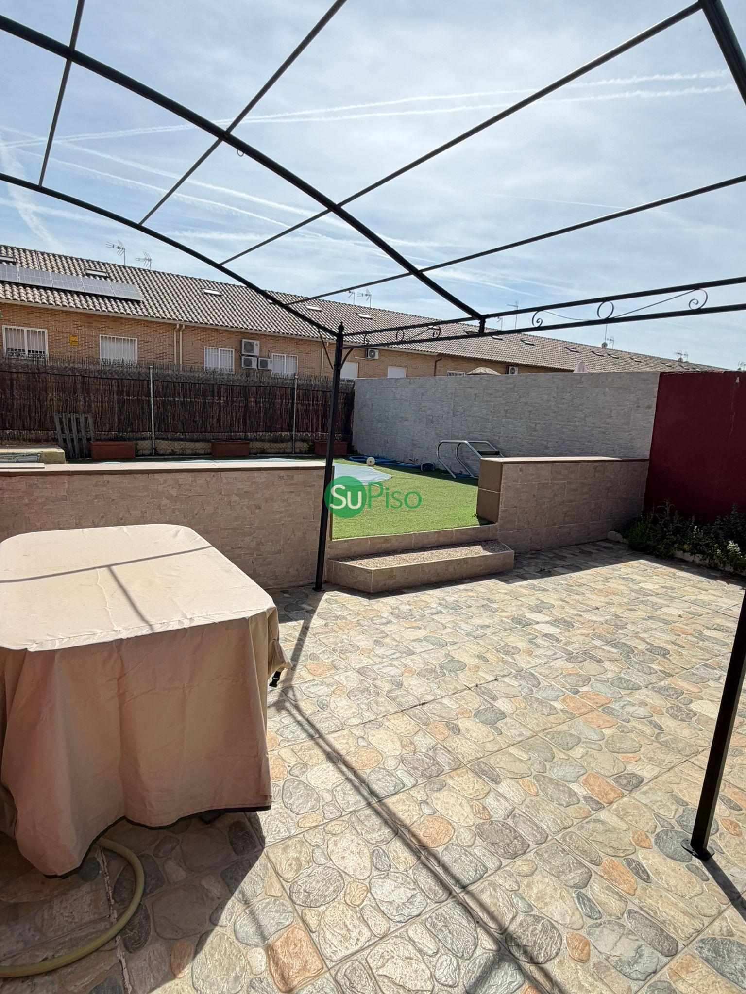 Venta de chalet en Yeles