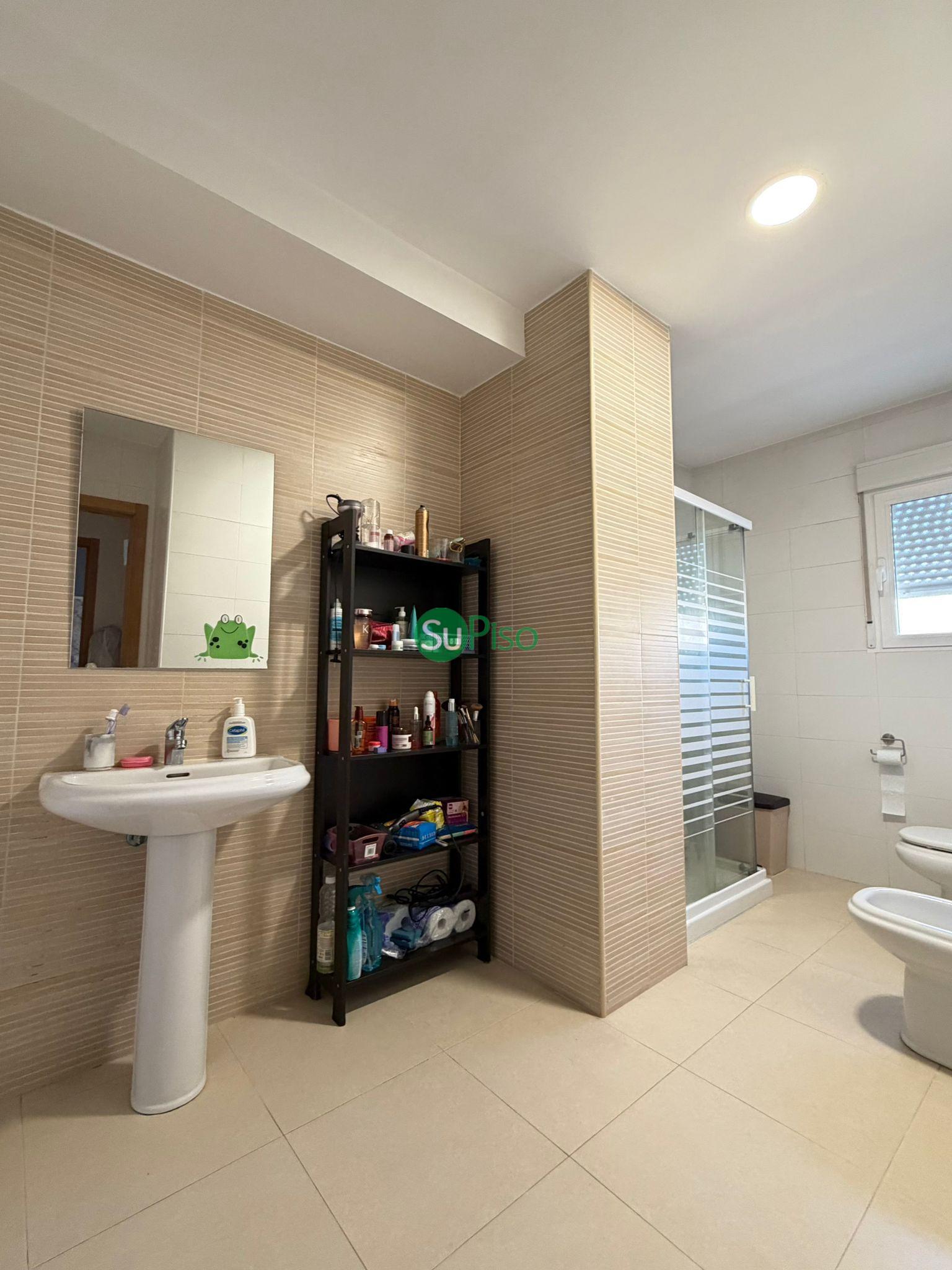 Venta de chalet en Yeles