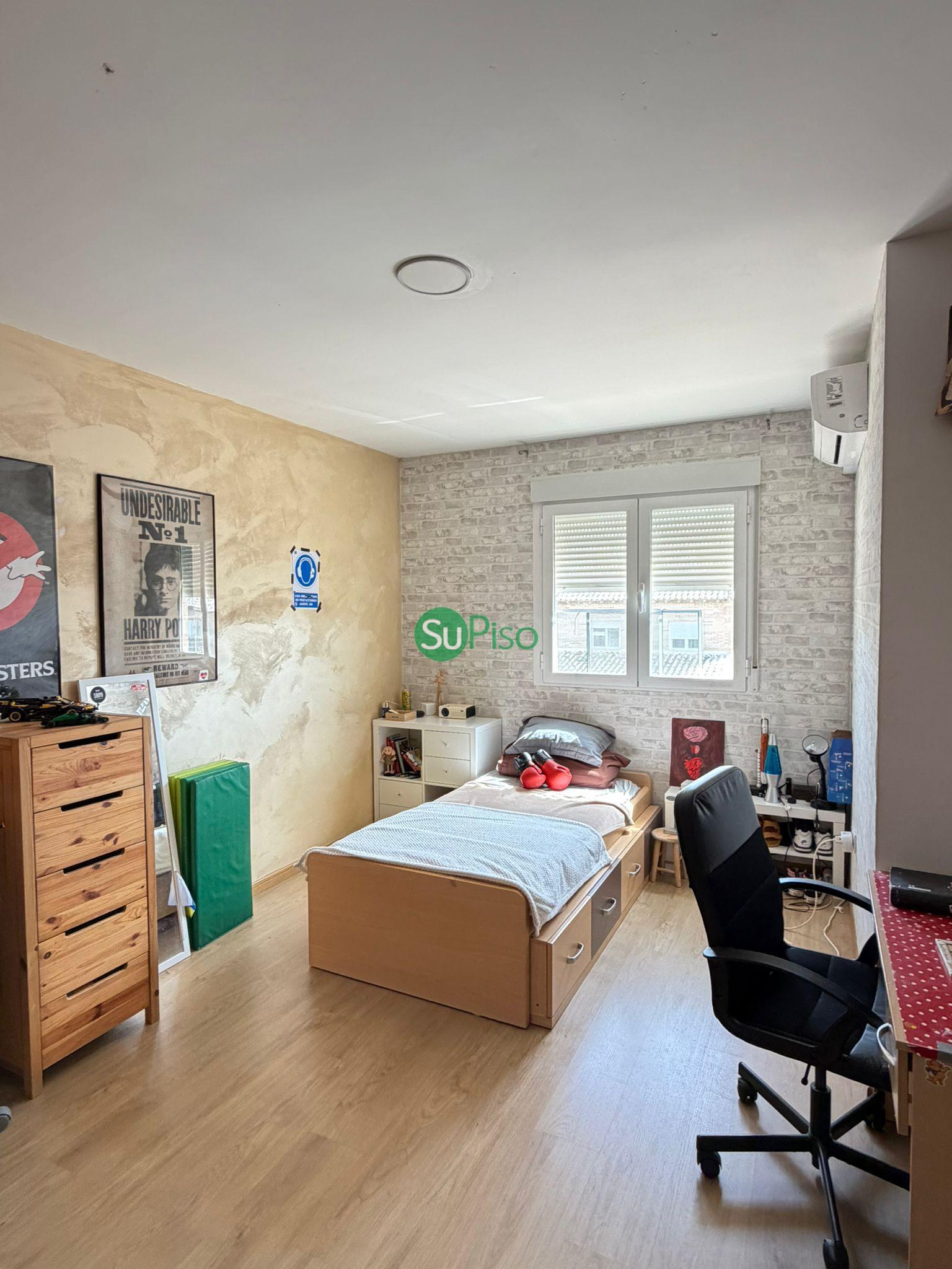 Venta de chalet en Yeles