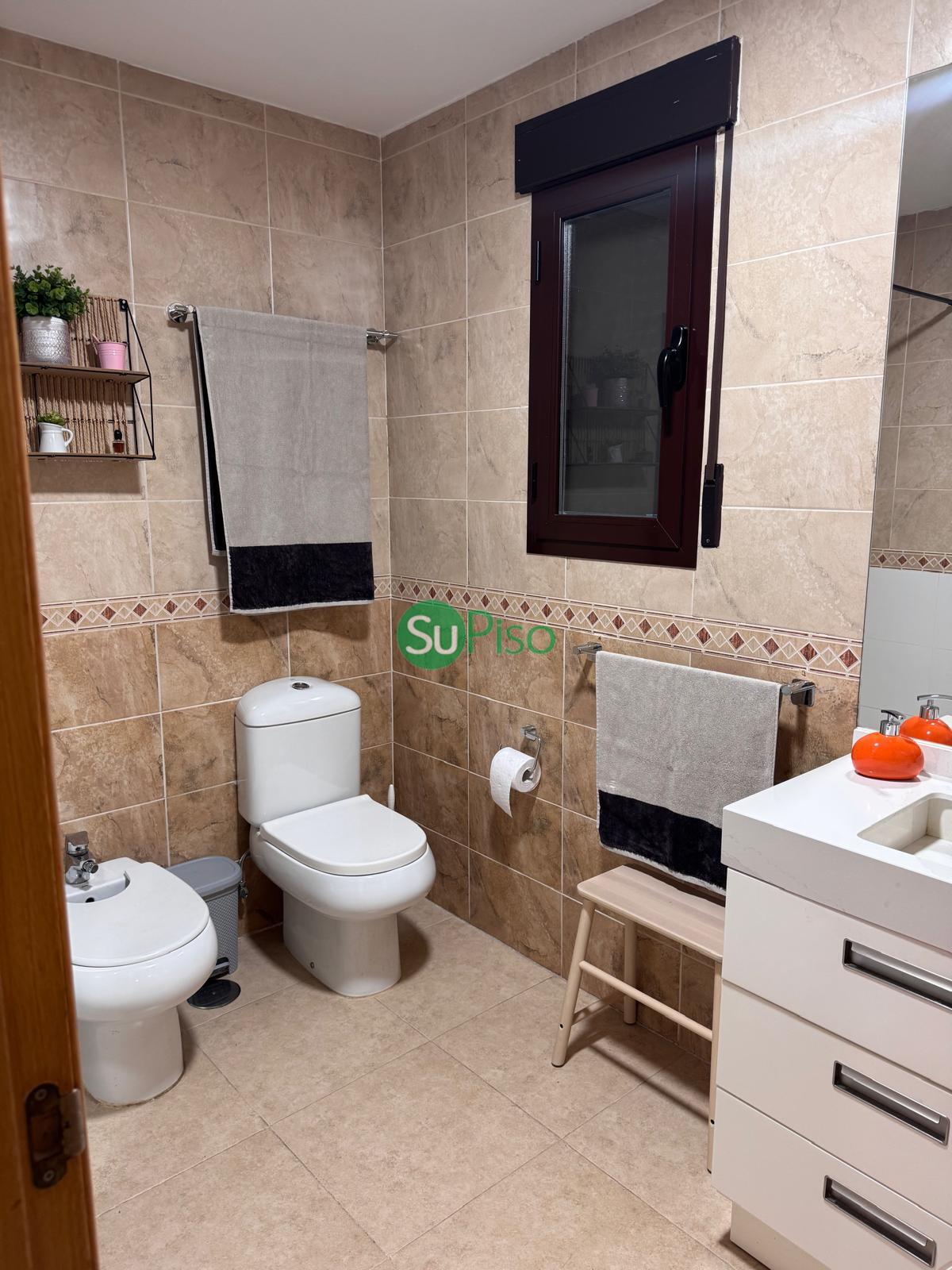 Venta de piso en Cedillo del Condado