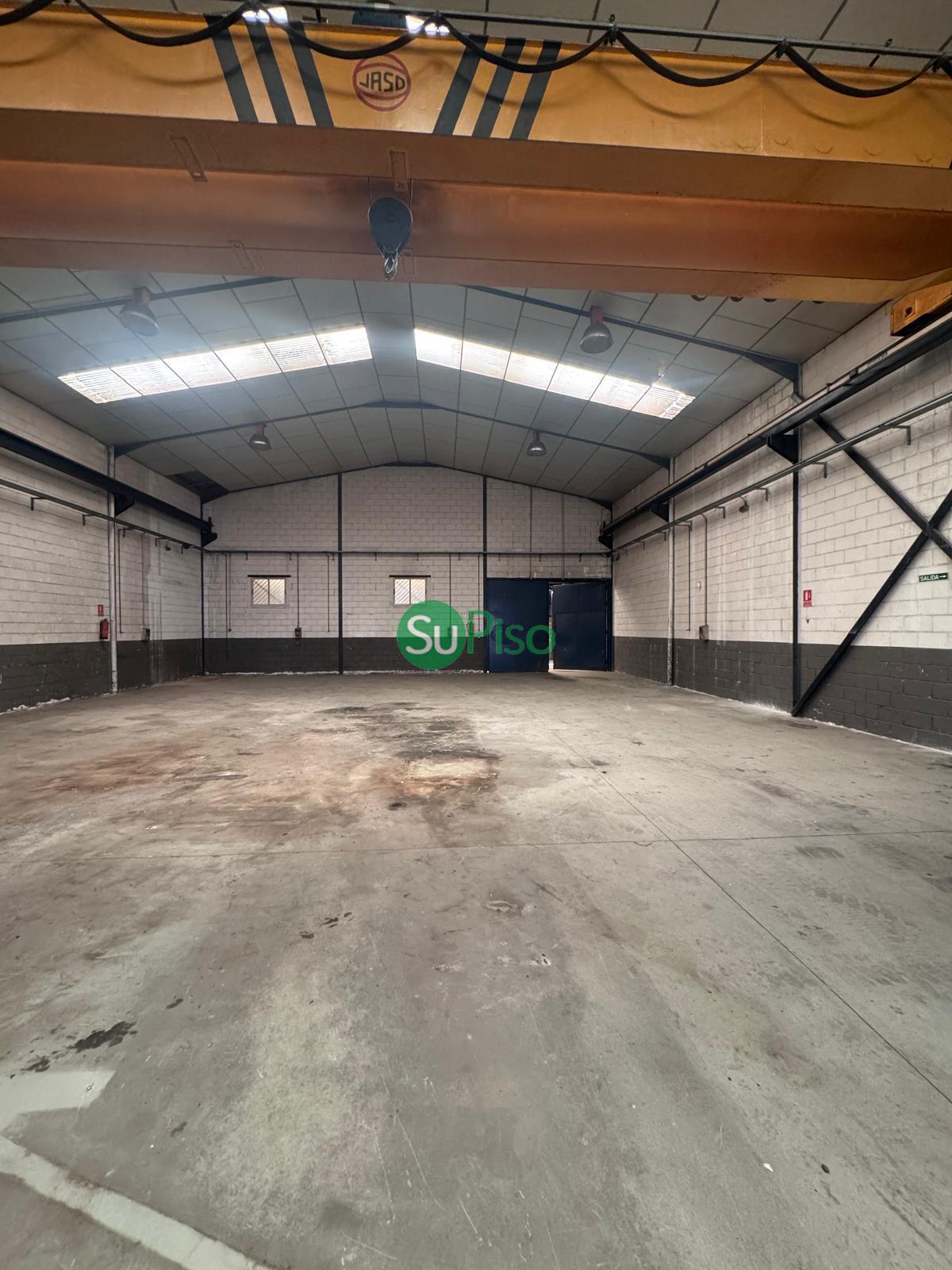 Venta de nave en Yeles