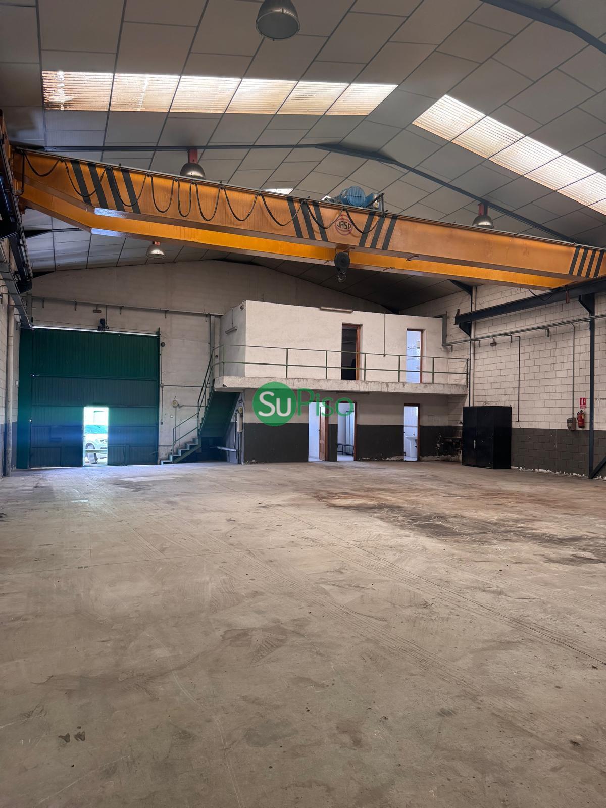 Venta de nave en Yeles