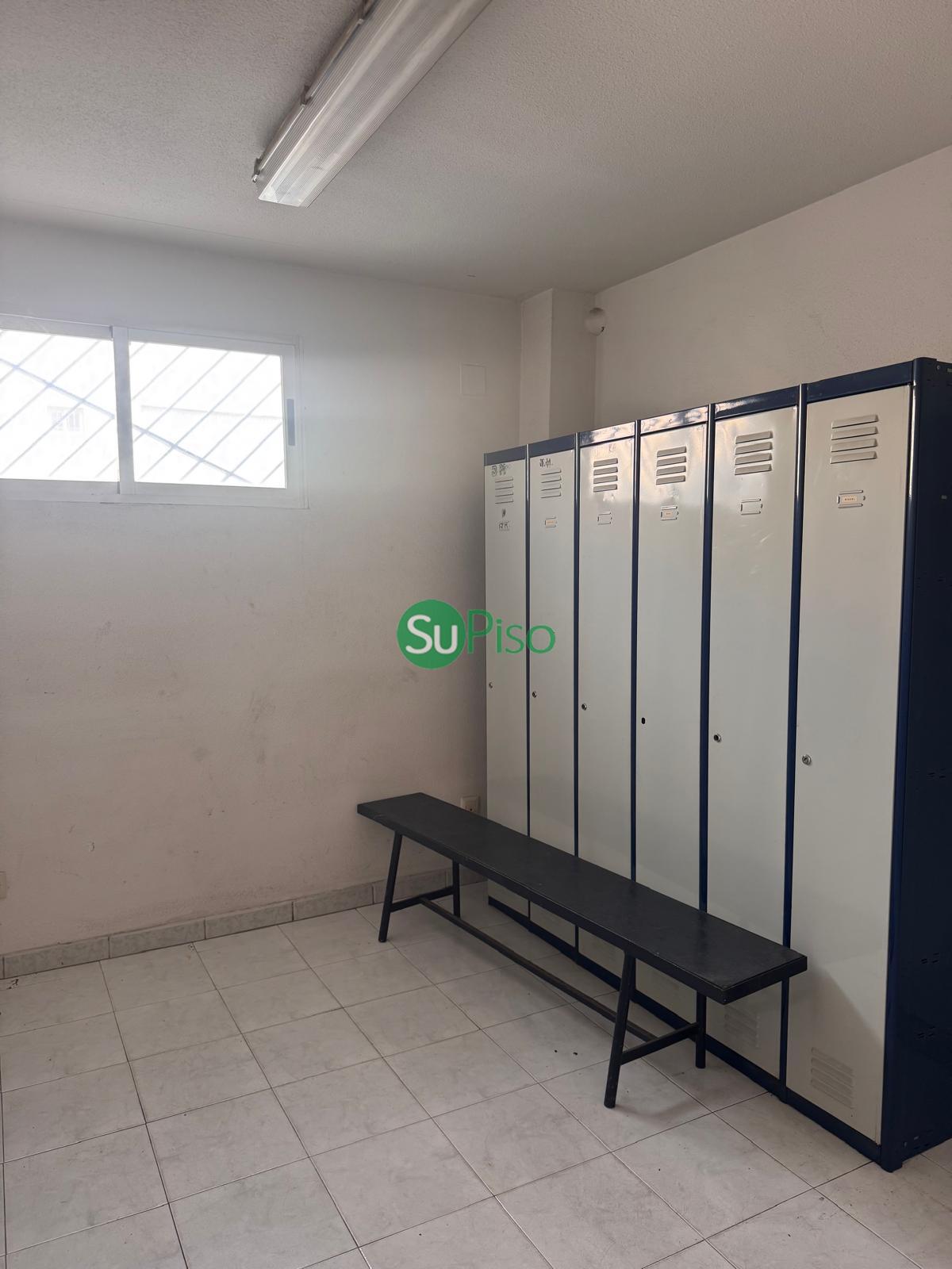 Venta de nave en Yeles