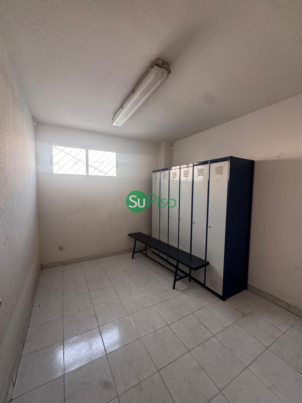 Venta de nave en Yeles