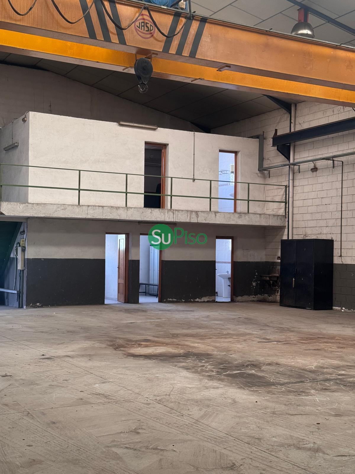 Venta de nave en Yeles