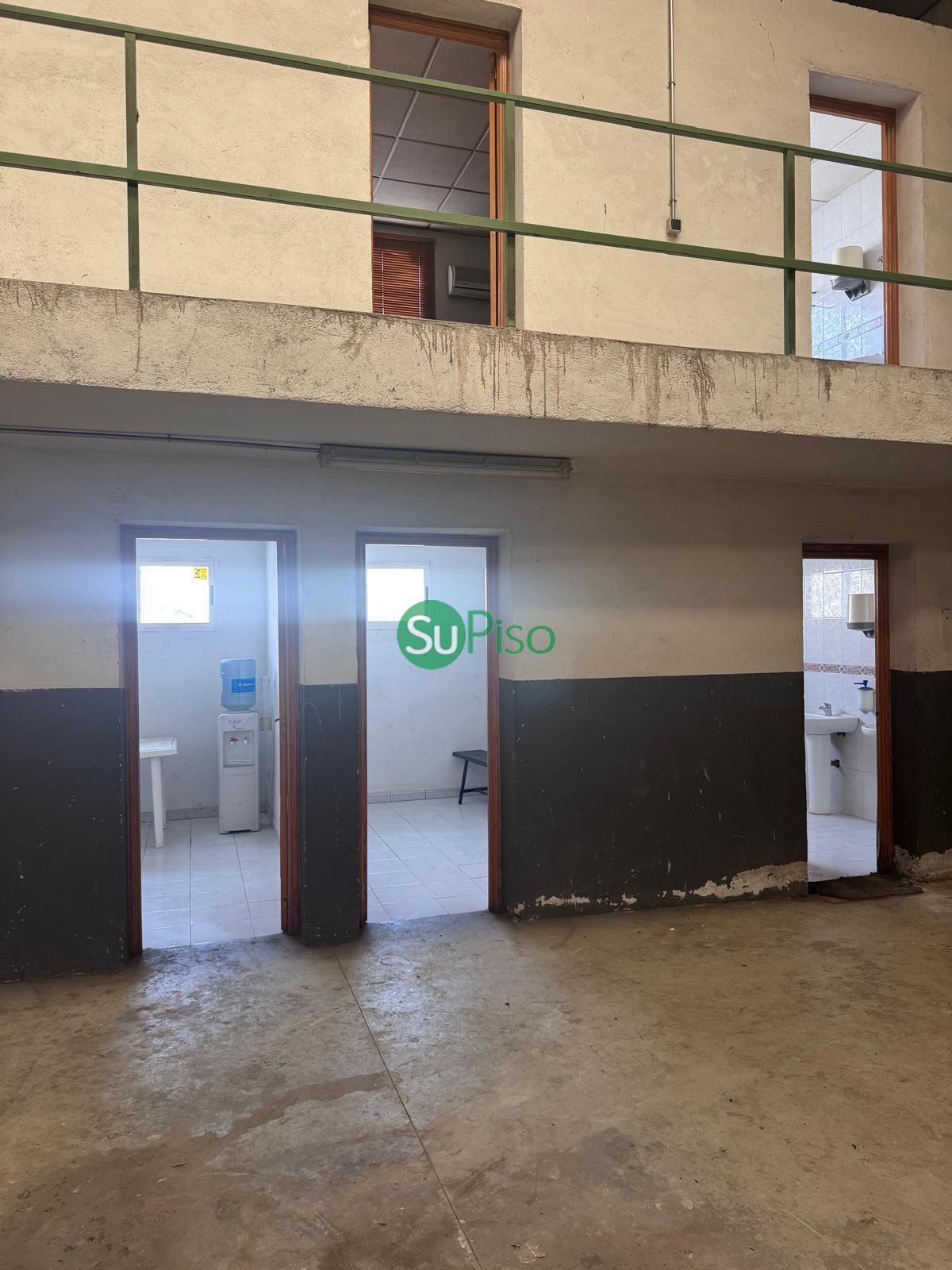 Venta de nave en Yeles