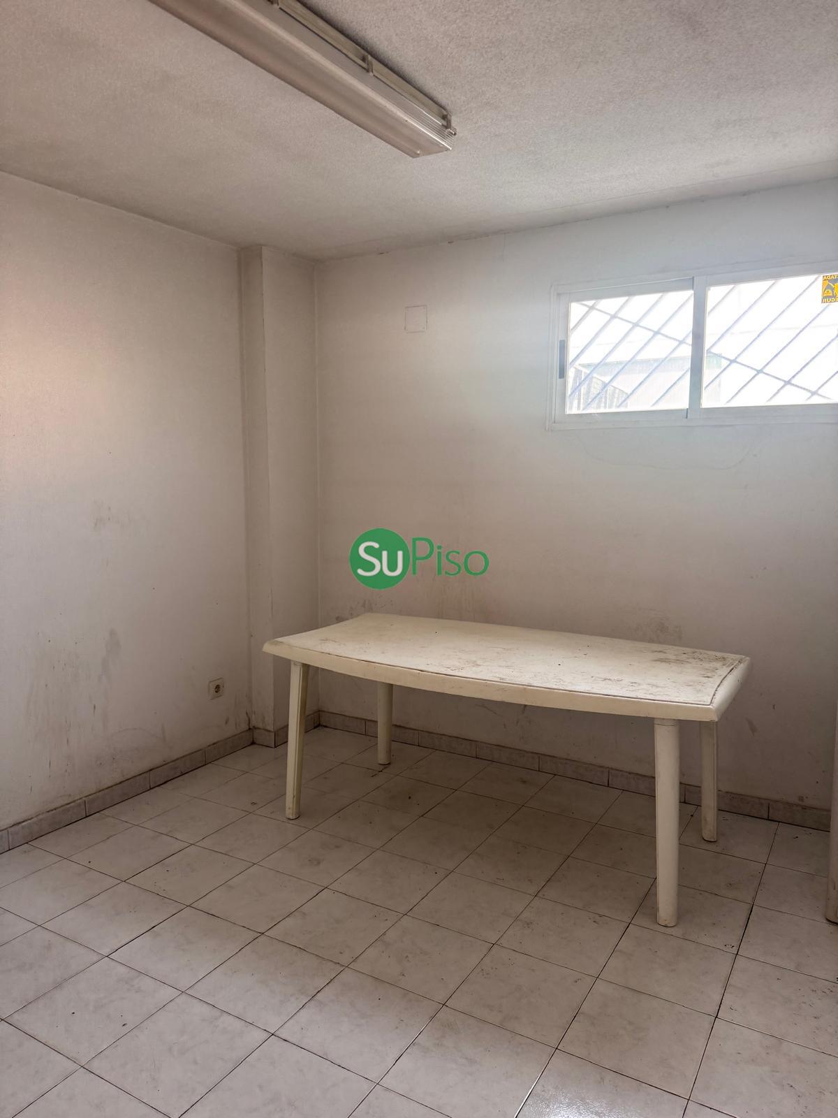 Venta de nave en Yeles