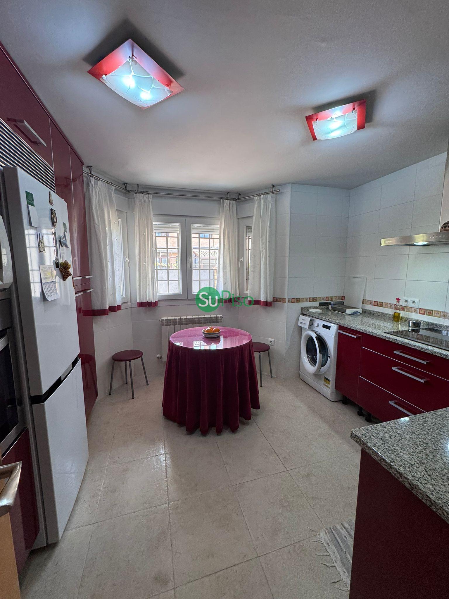 For sale of chalet in Illescas