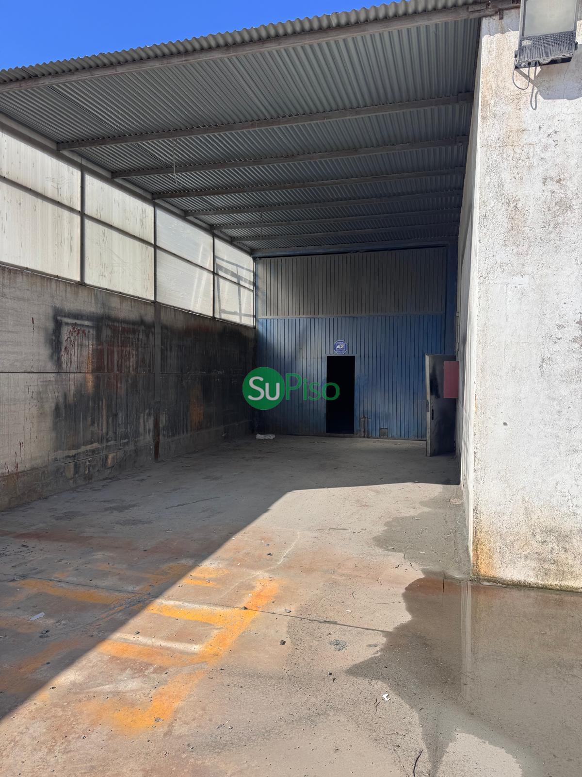 Venta de nave en Yeles
