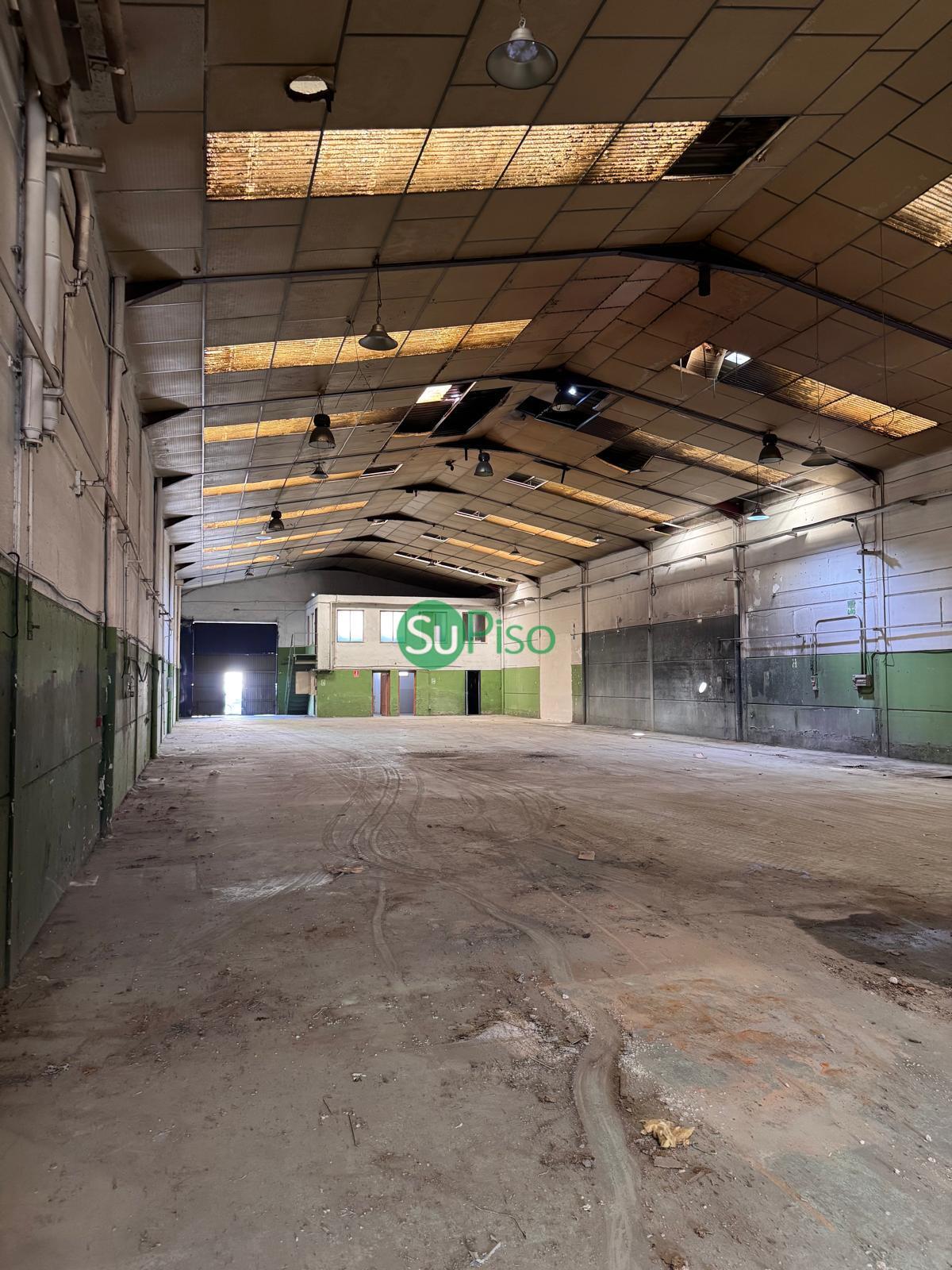 Venta de nave en Yeles